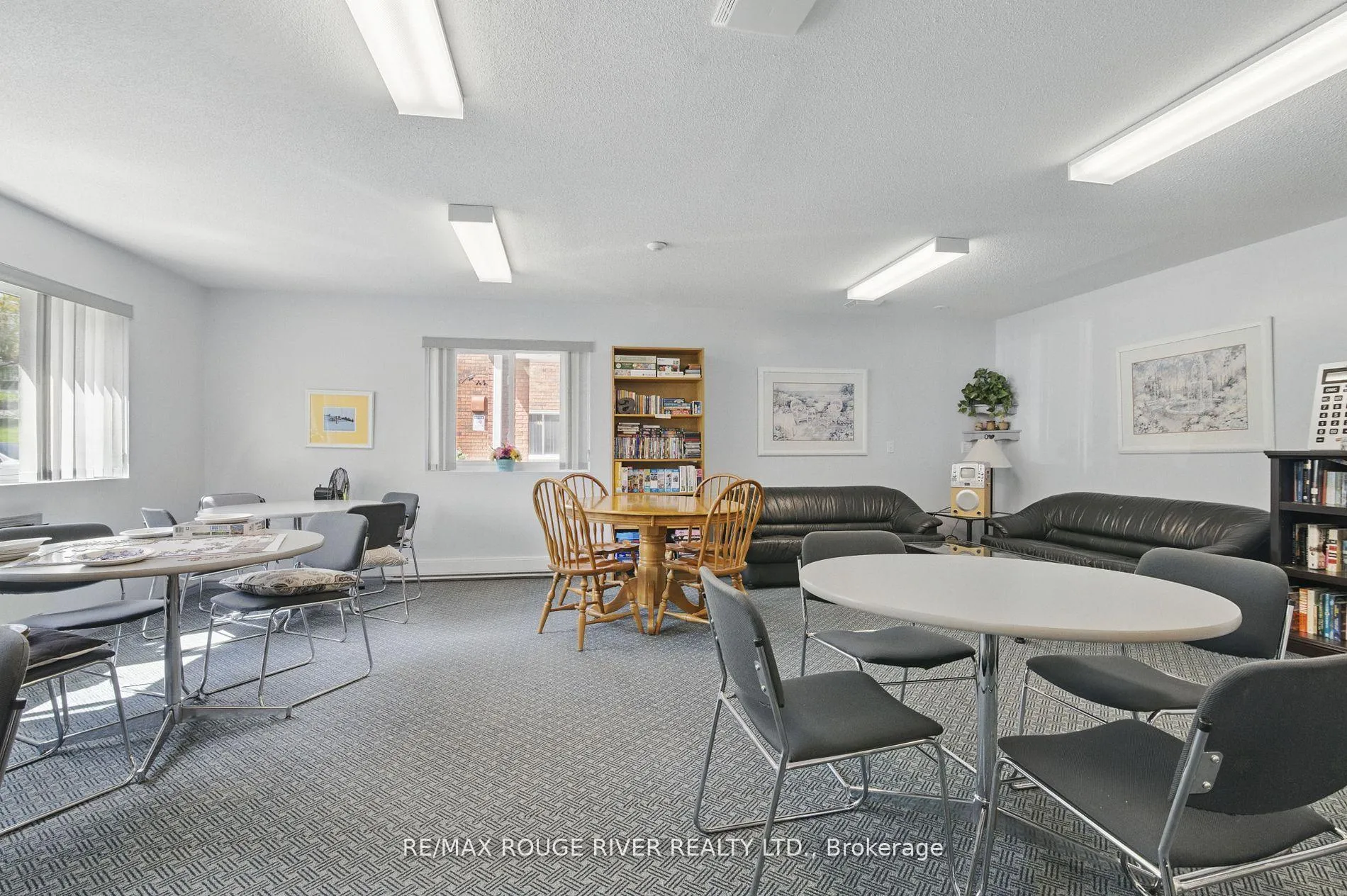 Photo 41 of Unit 222, 475 Parkhill Road W, Peterborough, Town Ward 3 — HOMEH