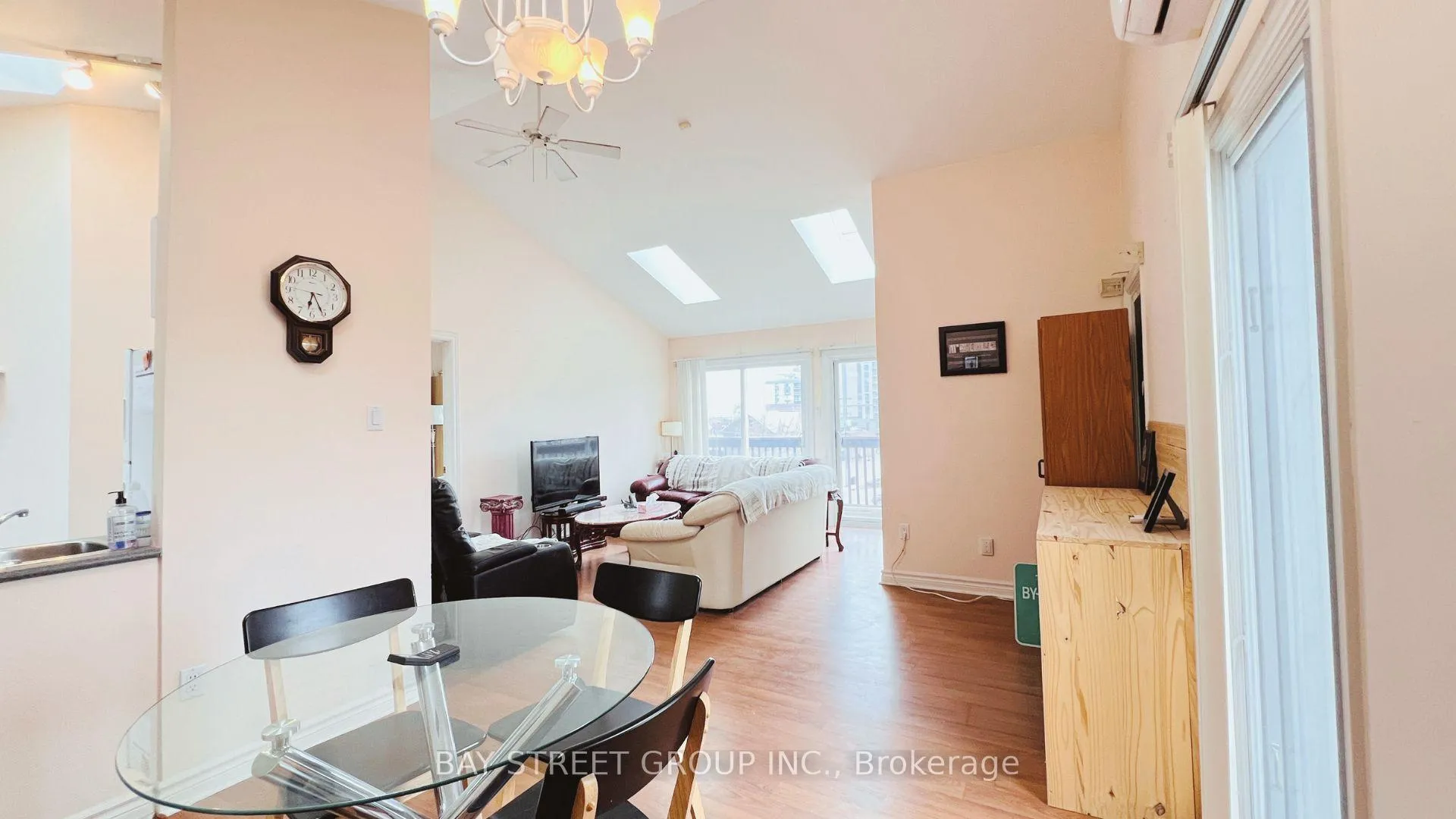 Photo 11 of Unit 301, 66 Maple Avenue, Barrie, City Centre — HOMEH