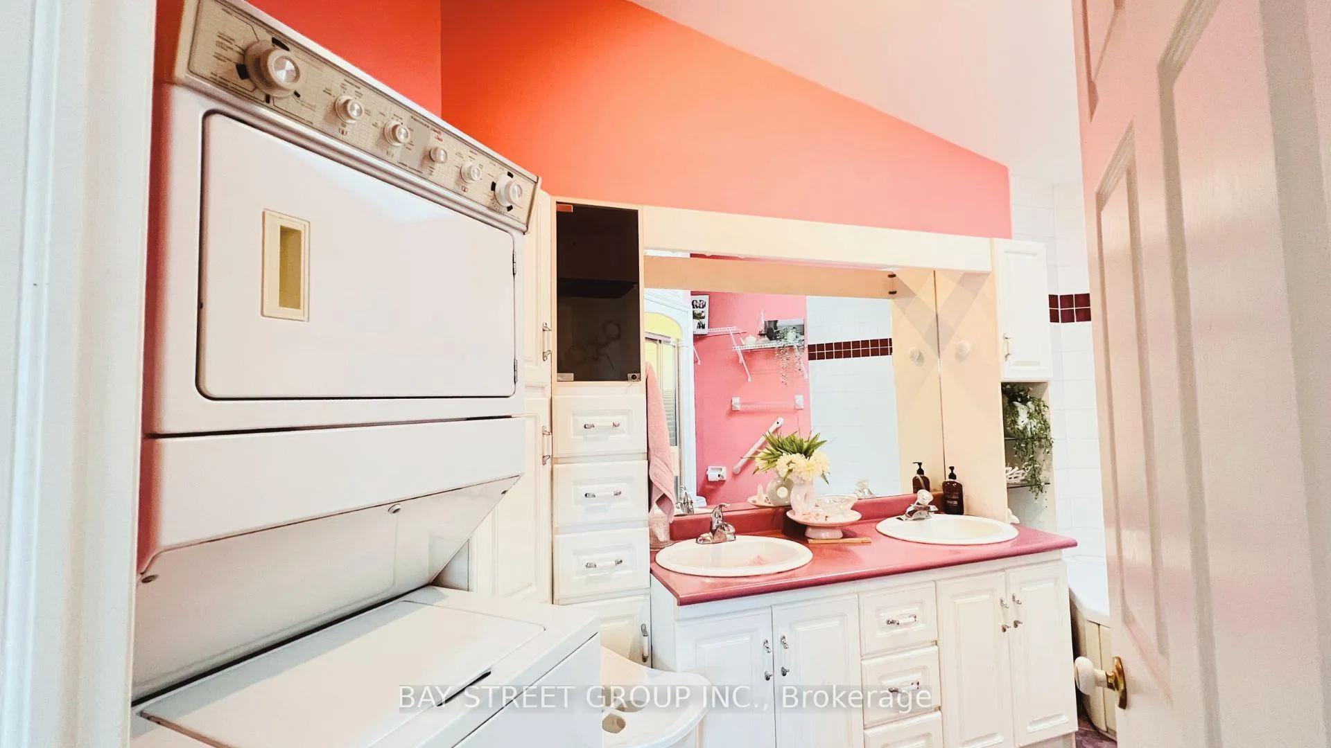 Photo 21 of Unit 301, 66 Maple Avenue, Barrie, City Centre — HOMEH