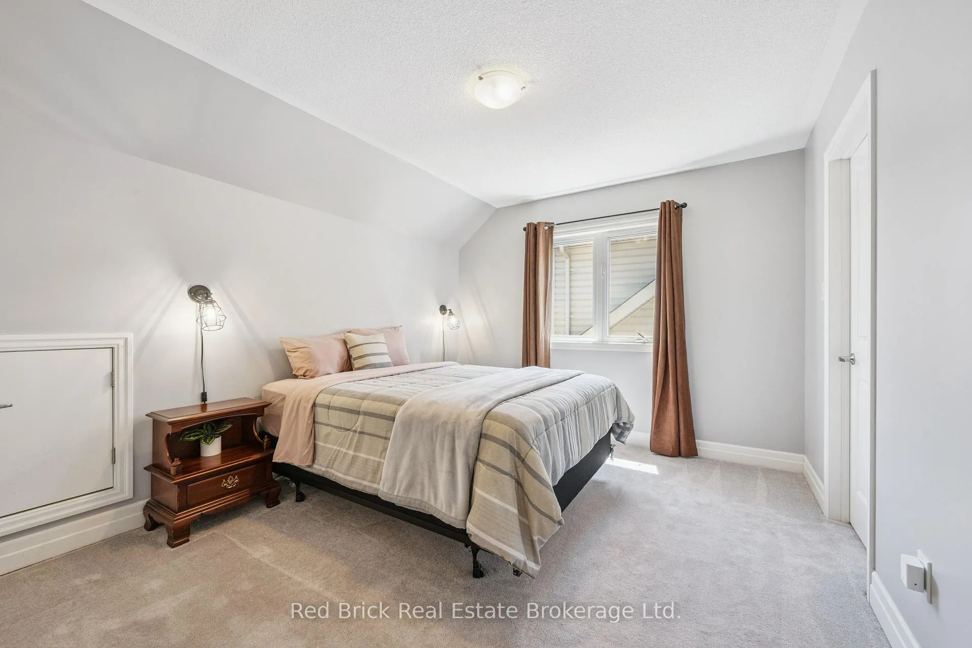 Photo 27 of 461 Greenwood Drive, Essa, Angus — HOMEH