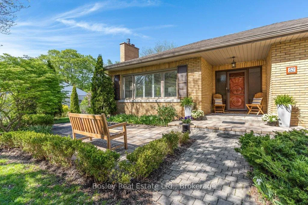 Photo 2 of 52 Forest Hill Drive, Guelph, Dovercliffe Park/Old University — HOMEH