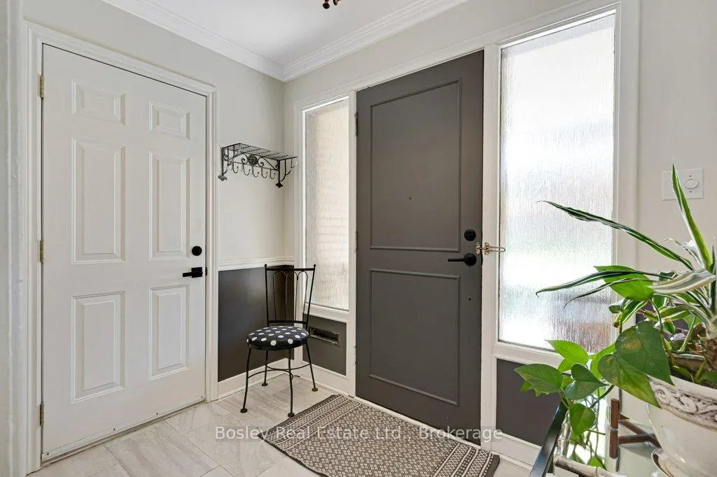 Photo 4 of 52 Forest Hill Drive, Guelph, Dovercliffe Park/Old University — HOMEH