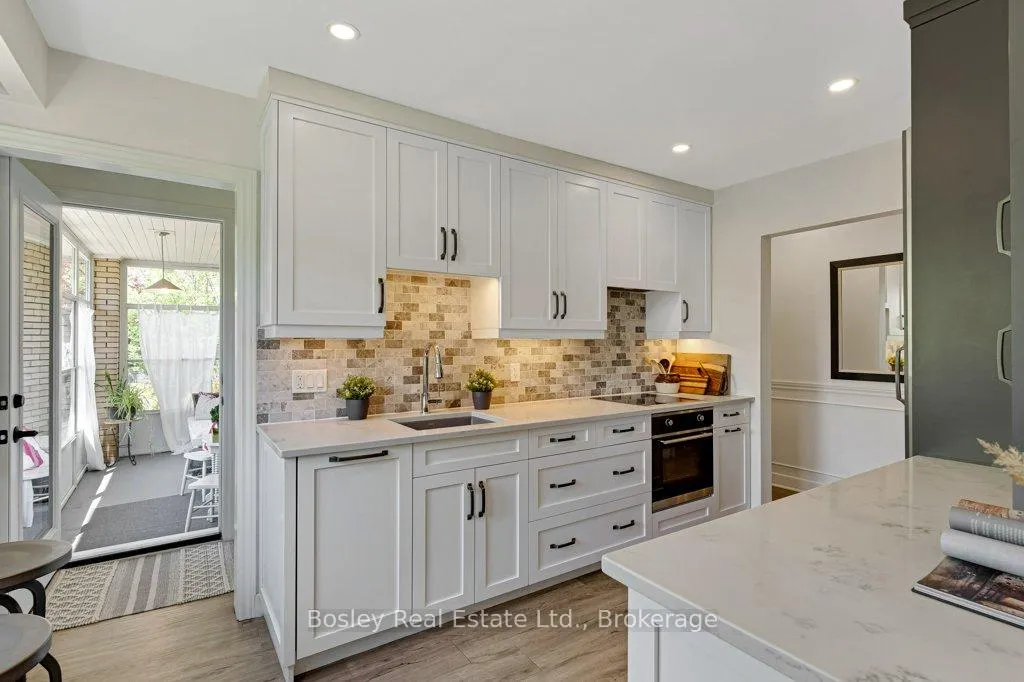Photo 13 of 52 Forest Hill Drive, Guelph, Dovercliffe Park/Old University — HOMEH