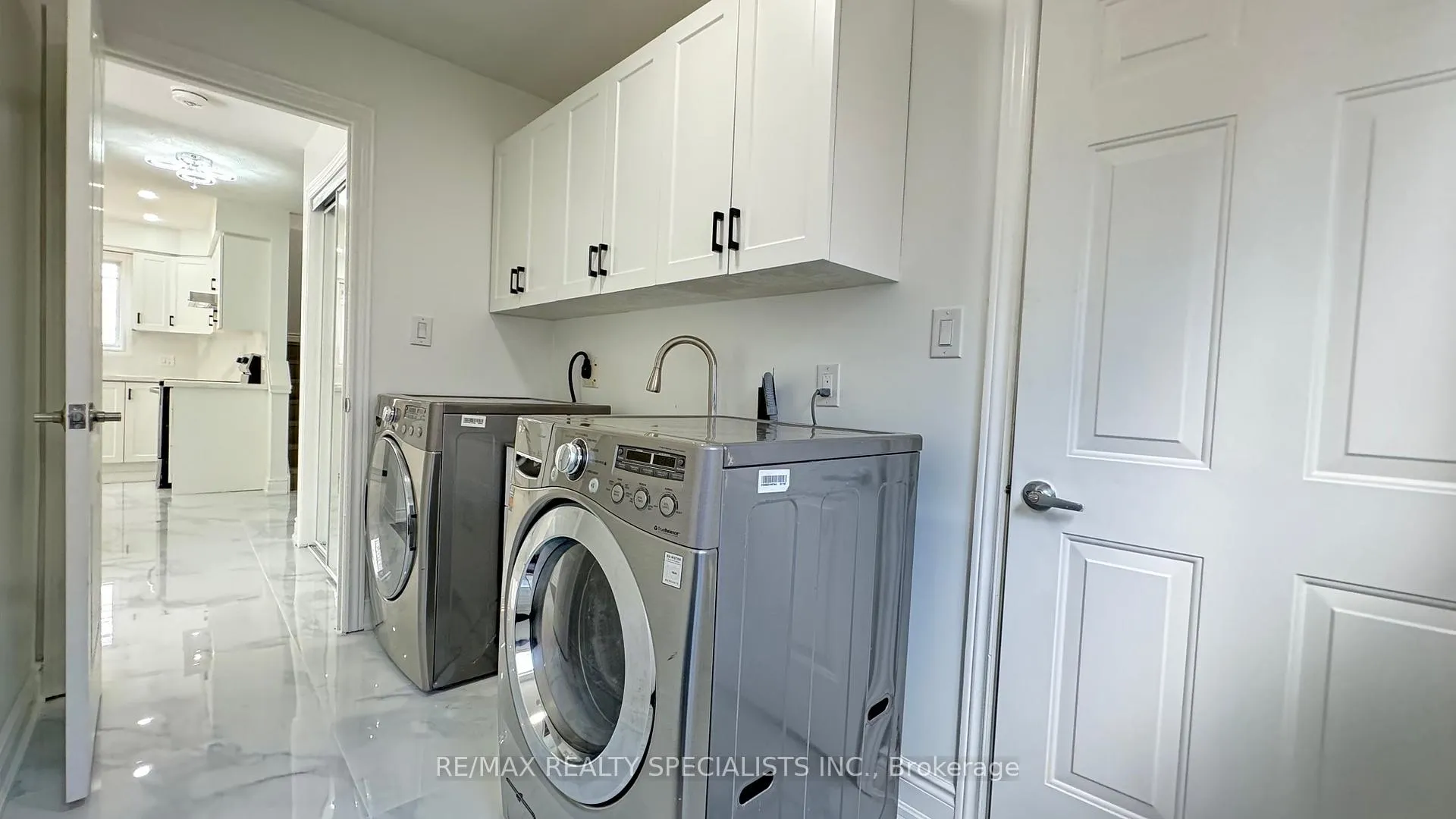 Photo 20 of Unit UPPER LvL, 505 Bridlewreath Court, Kitchener, Larentian West — HOMEH