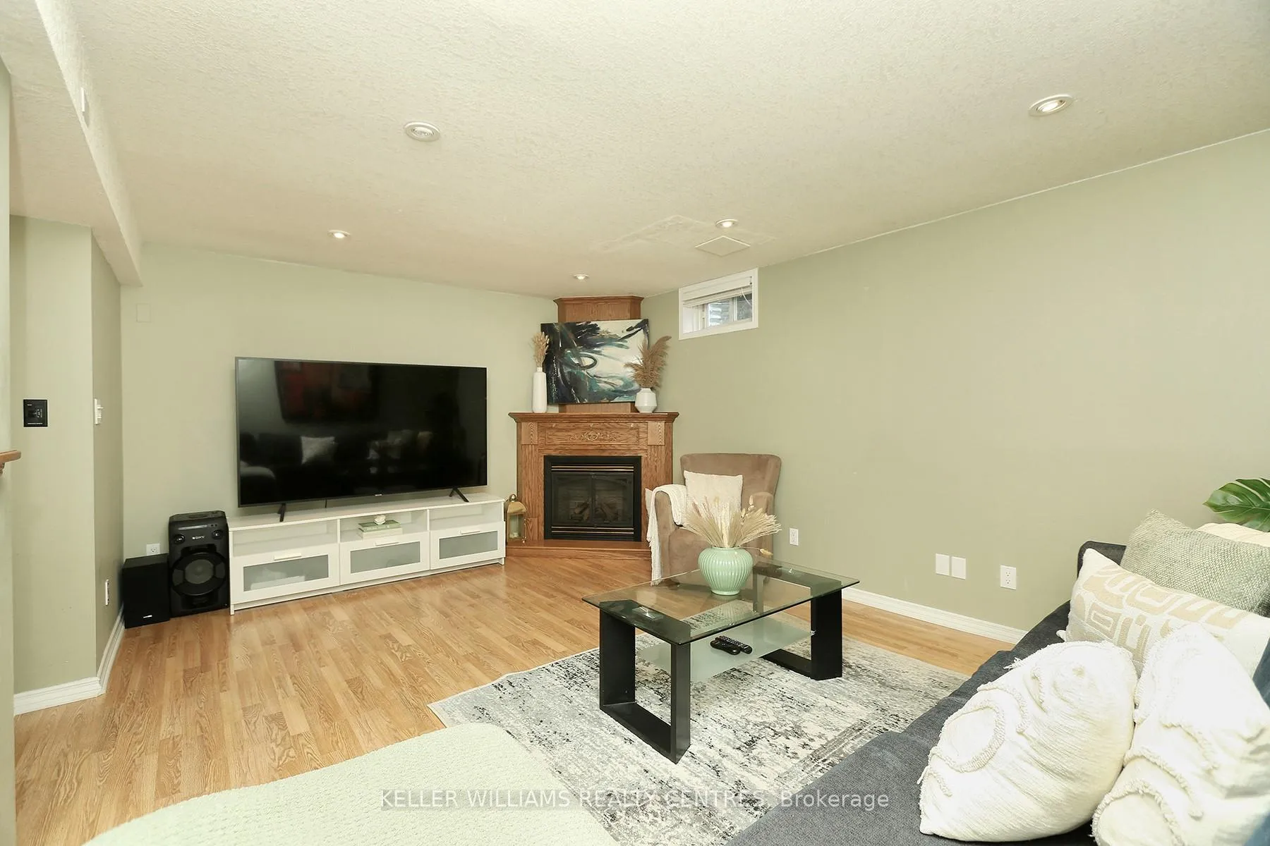 Photo 34 of Unit 19, 100 Vineberg Drive N, Hamilton, Chappel — HOMEH