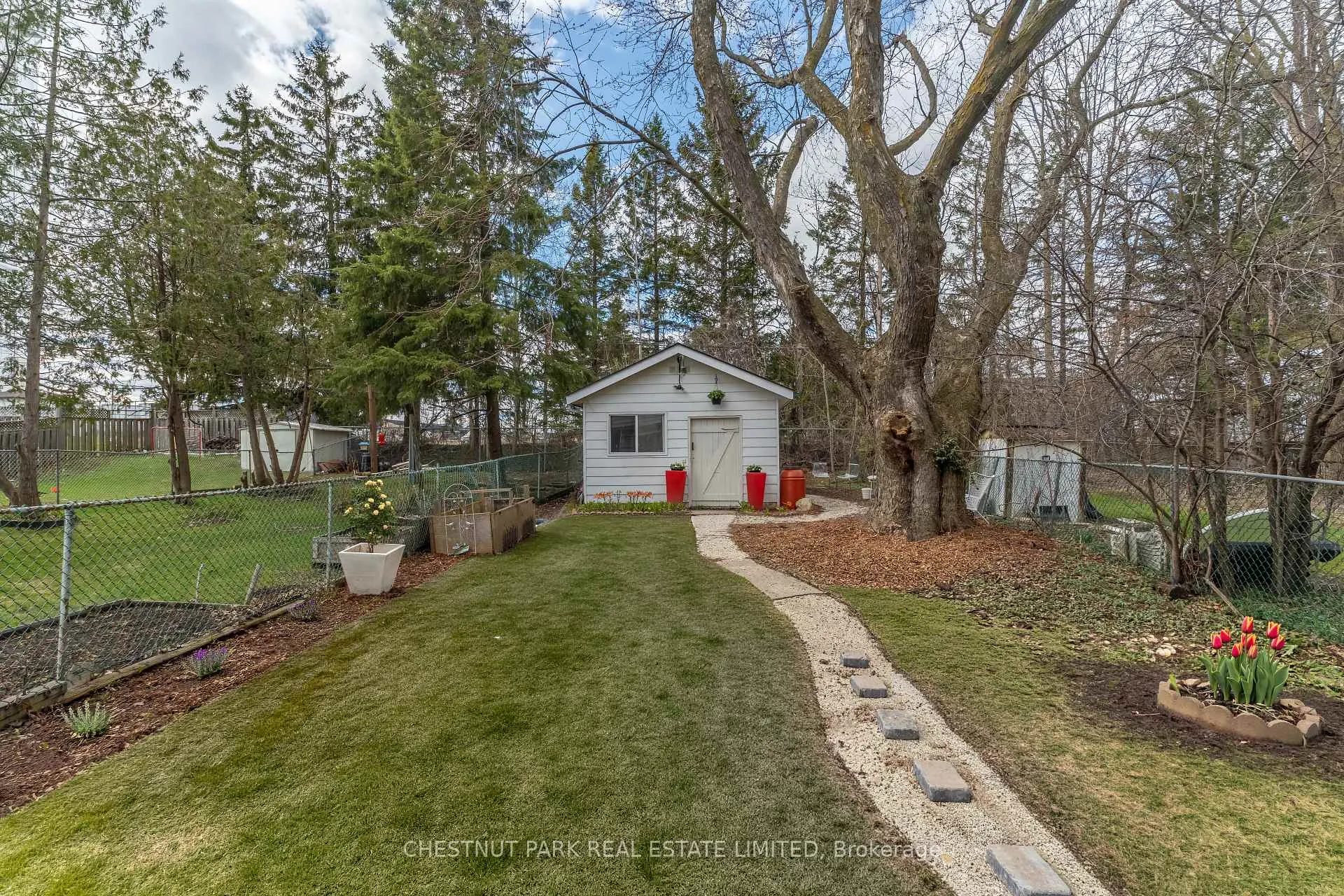 Photo 39 of 69 Madison Avenue, Orangeville — HOMEH