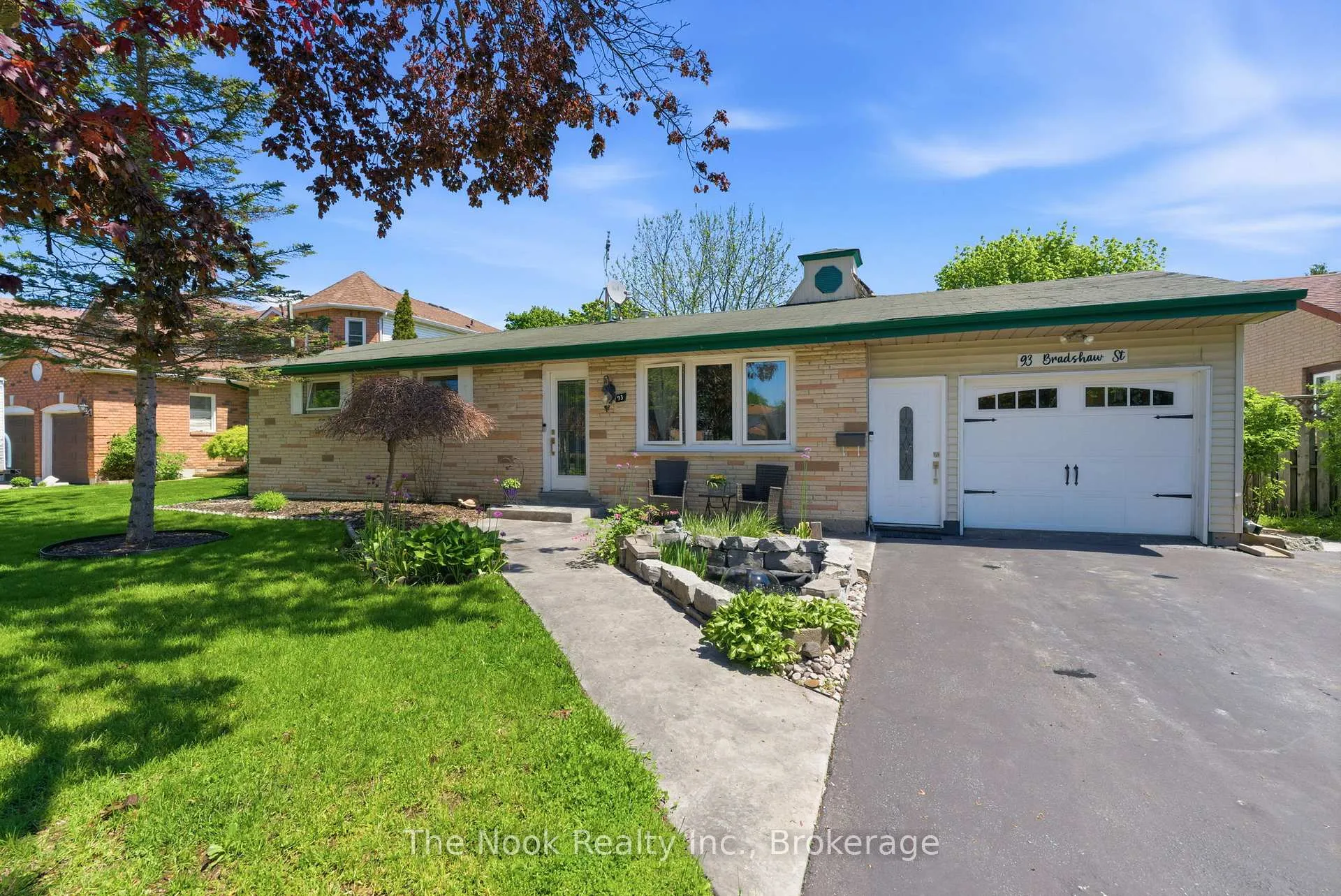 Photo 1 of 93 Bradshaw Street, Clarington, Bowmanville — HOMEH