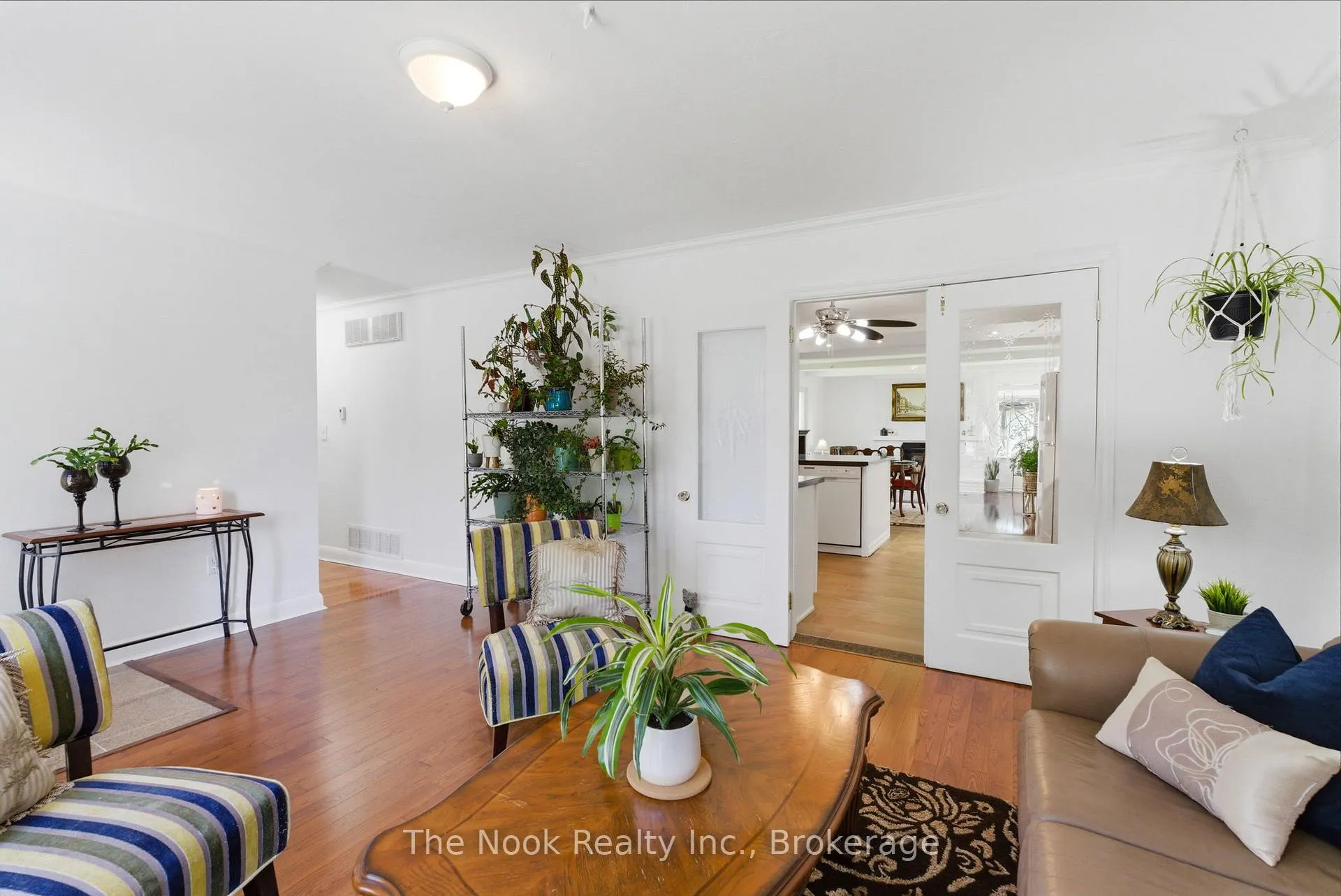 Photo 8 of 93 Bradshaw Street, Clarington, Bowmanville — HOMEH