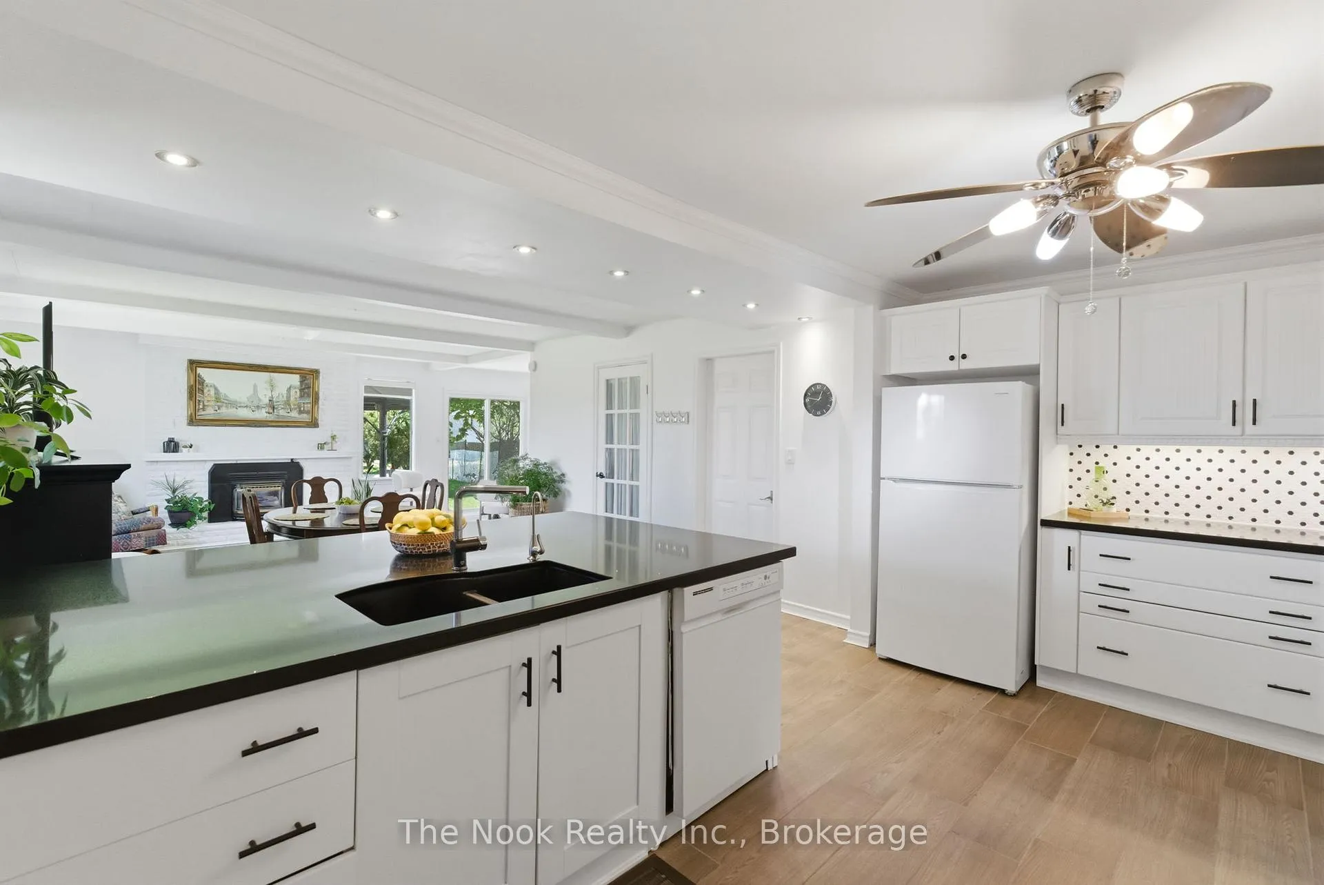 Photo 18 of 93 Bradshaw Street, Clarington, Bowmanville — HOMEH