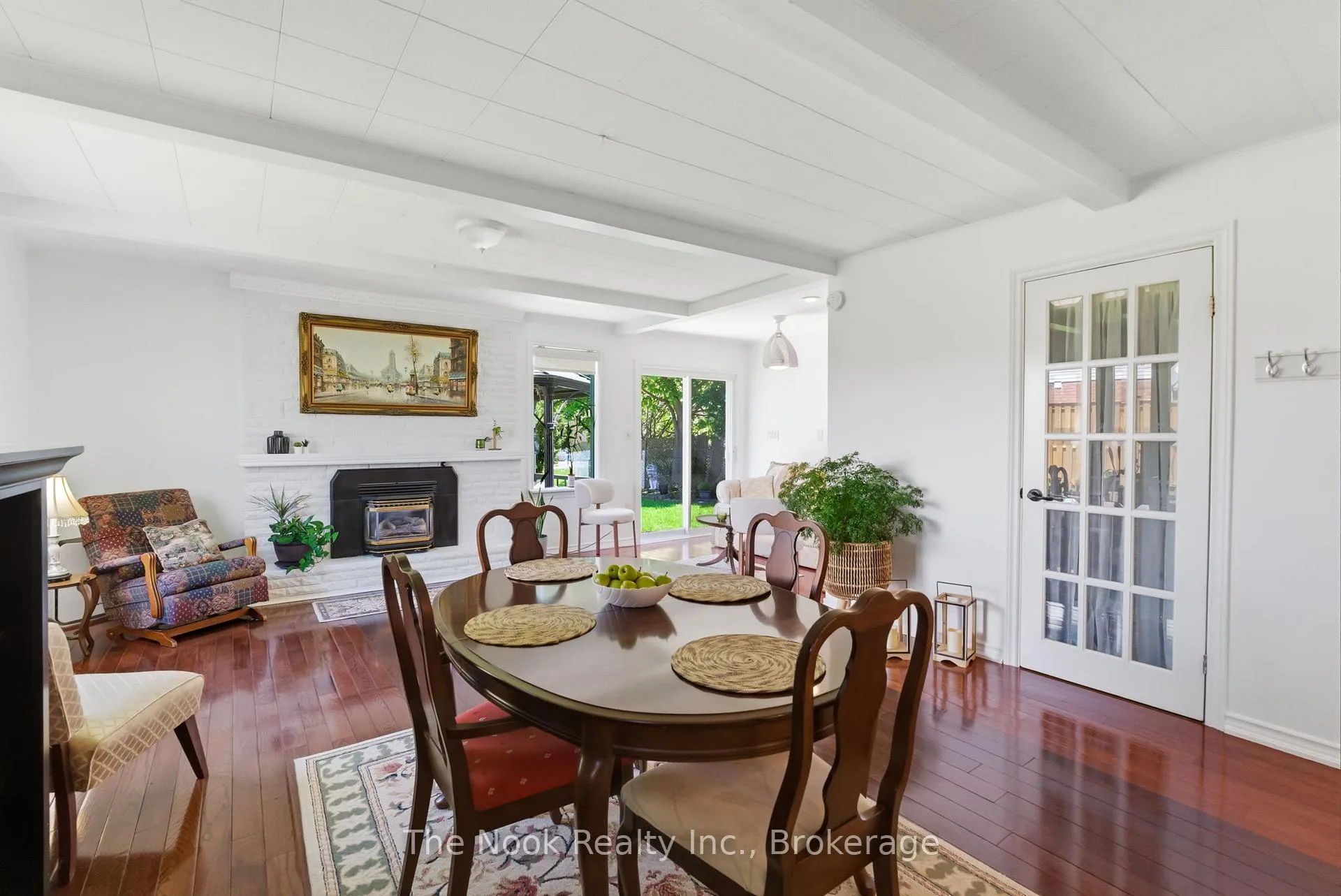 Photo 19 of 93 Bradshaw Street, Clarington, Bowmanville — HOMEH