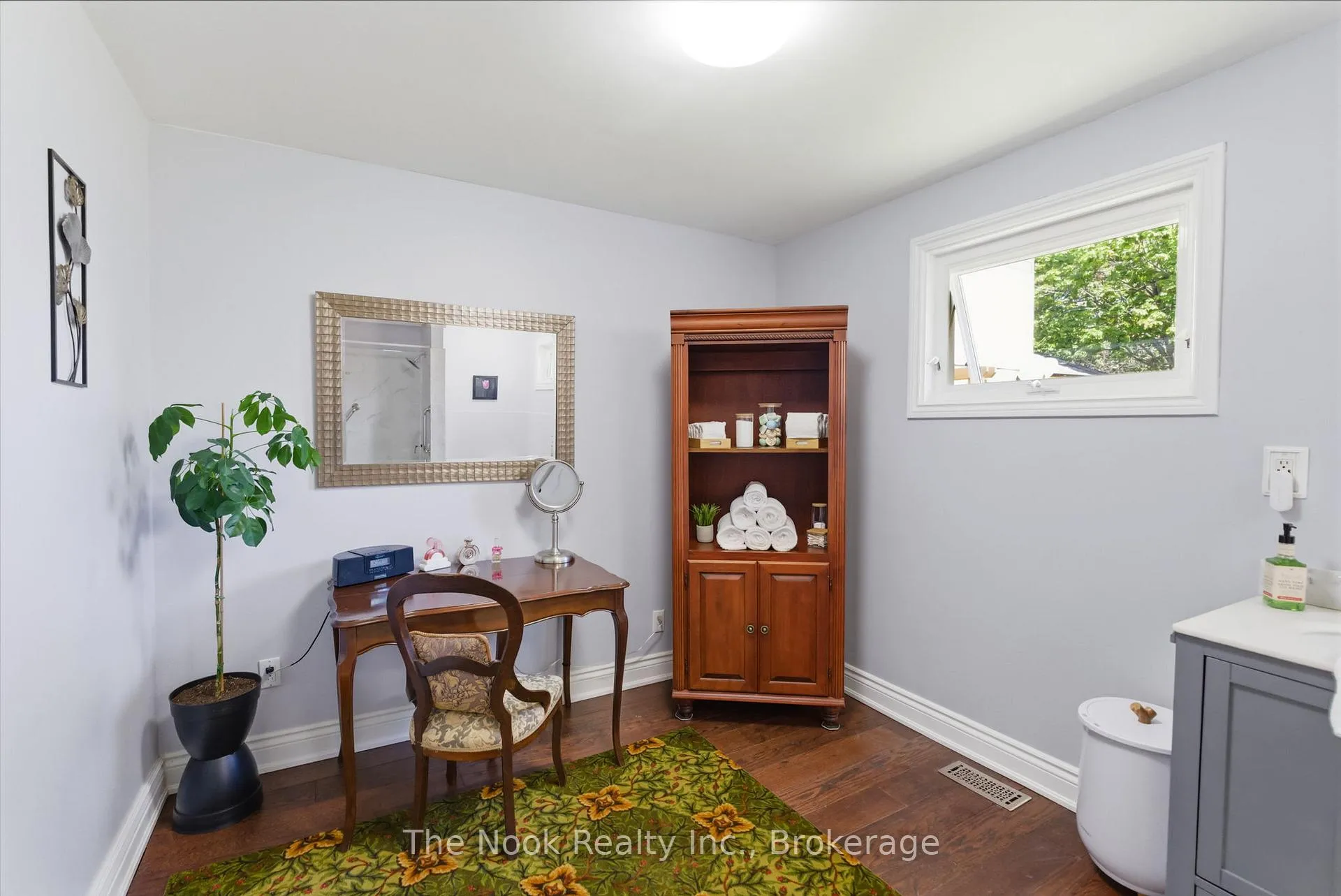 Photo 32 of 93 Bradshaw Street, Clarington, Bowmanville — HOMEH