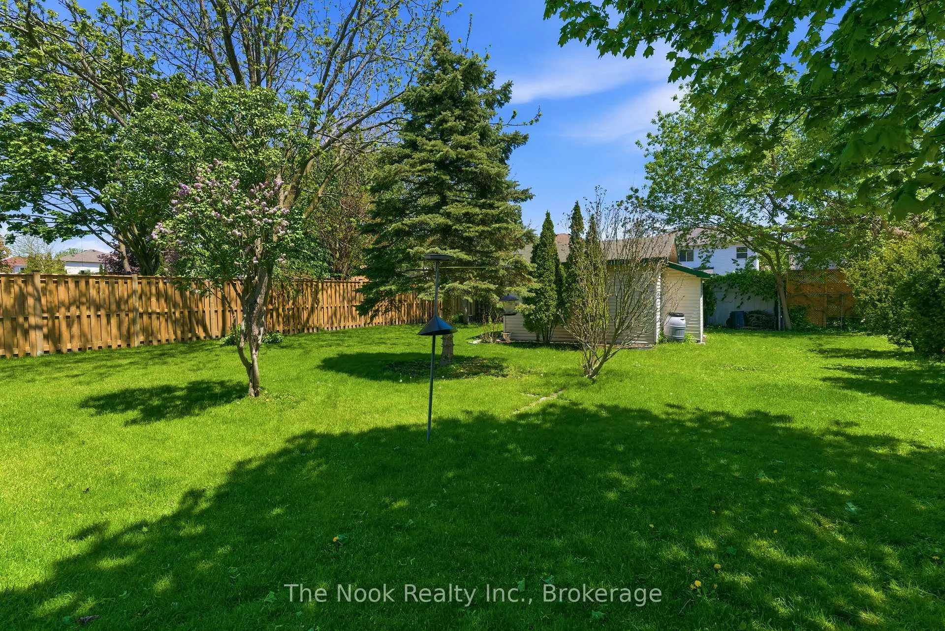 Photo 36 of 93 Bradshaw Street, Clarington, Bowmanville — HOMEH