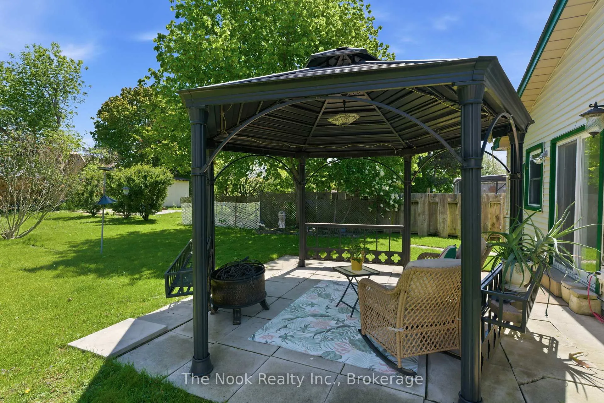 Photo 37 of 93 Bradshaw Street, Clarington, Bowmanville — HOMEH