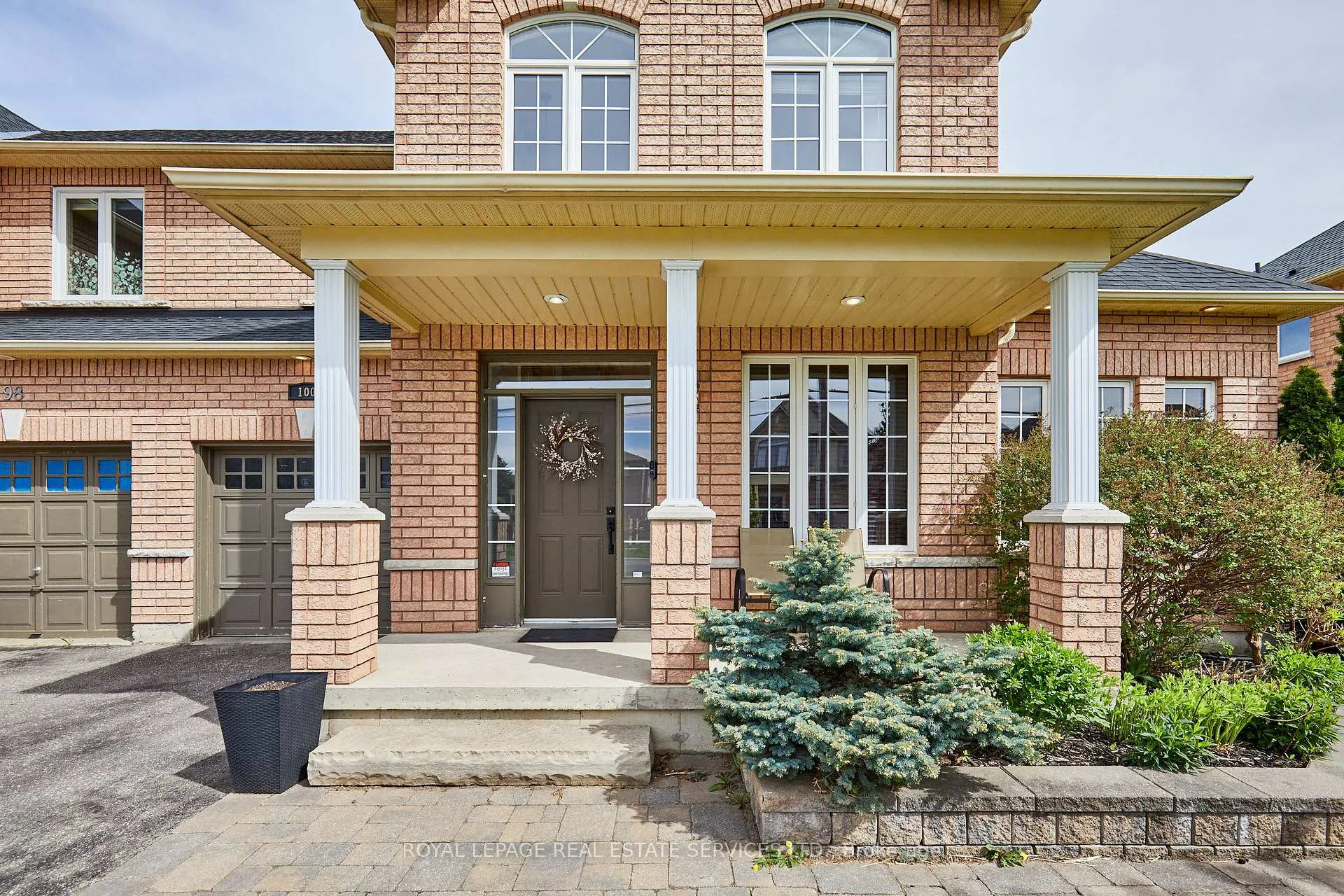 Photo 2 of 100 Walker Road W, Caledon, Caledon East — HOMEH