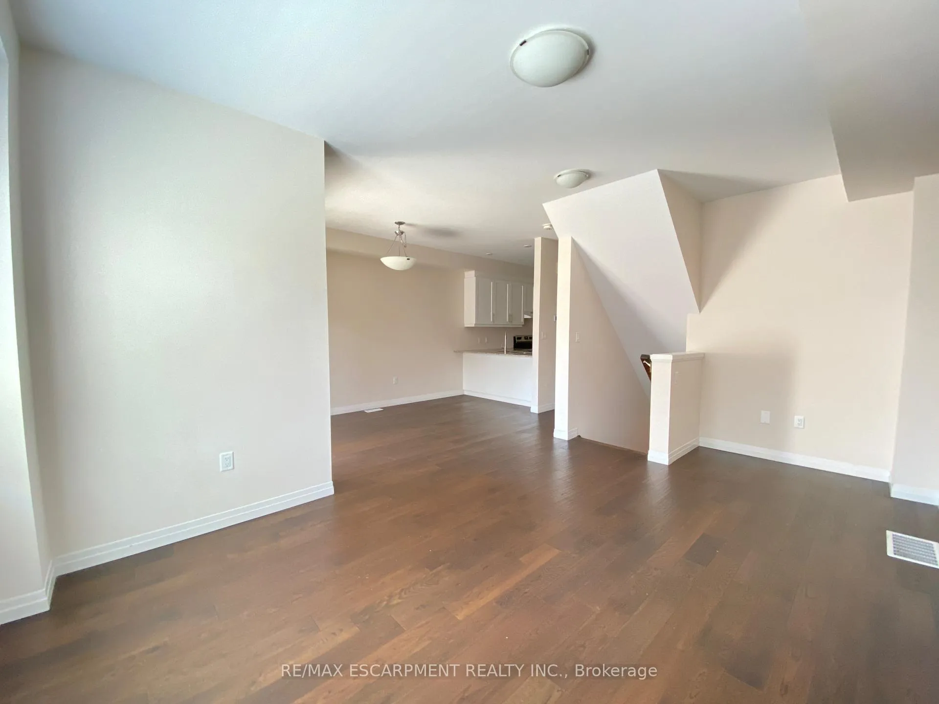 Photo 3 of 4 Workman Lane, Hamilton, Meadowlands — HOMEH