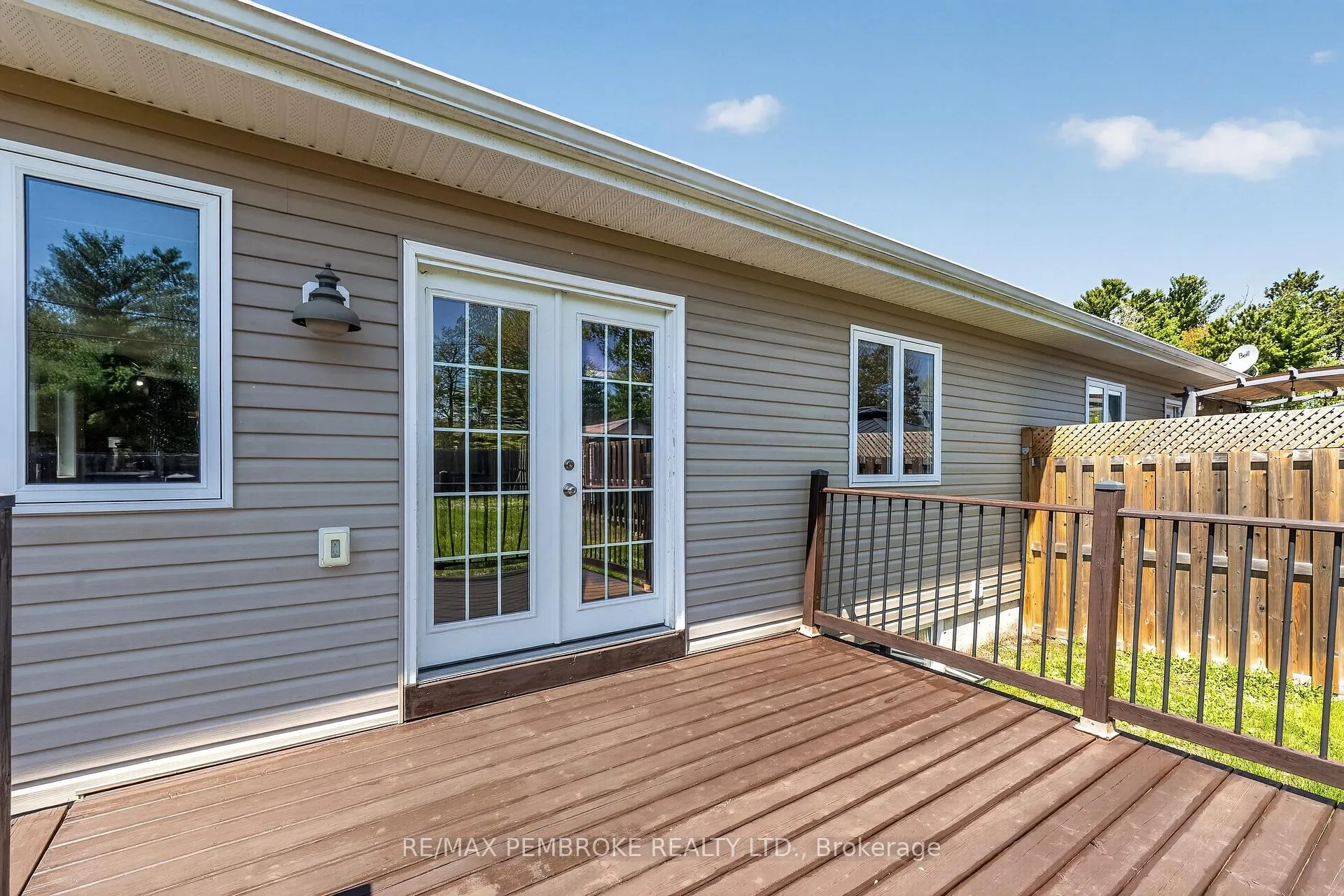 Photo 34 of 27 Noble Crescent, Petawawa — HOMEH