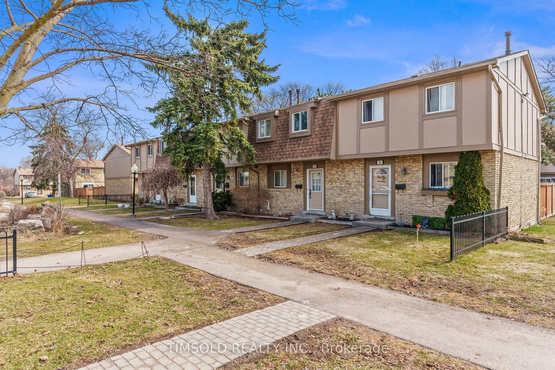 Photo 37 of Unit 29, 57 Hansen Road N, Brampton, Madoc — HOMEH