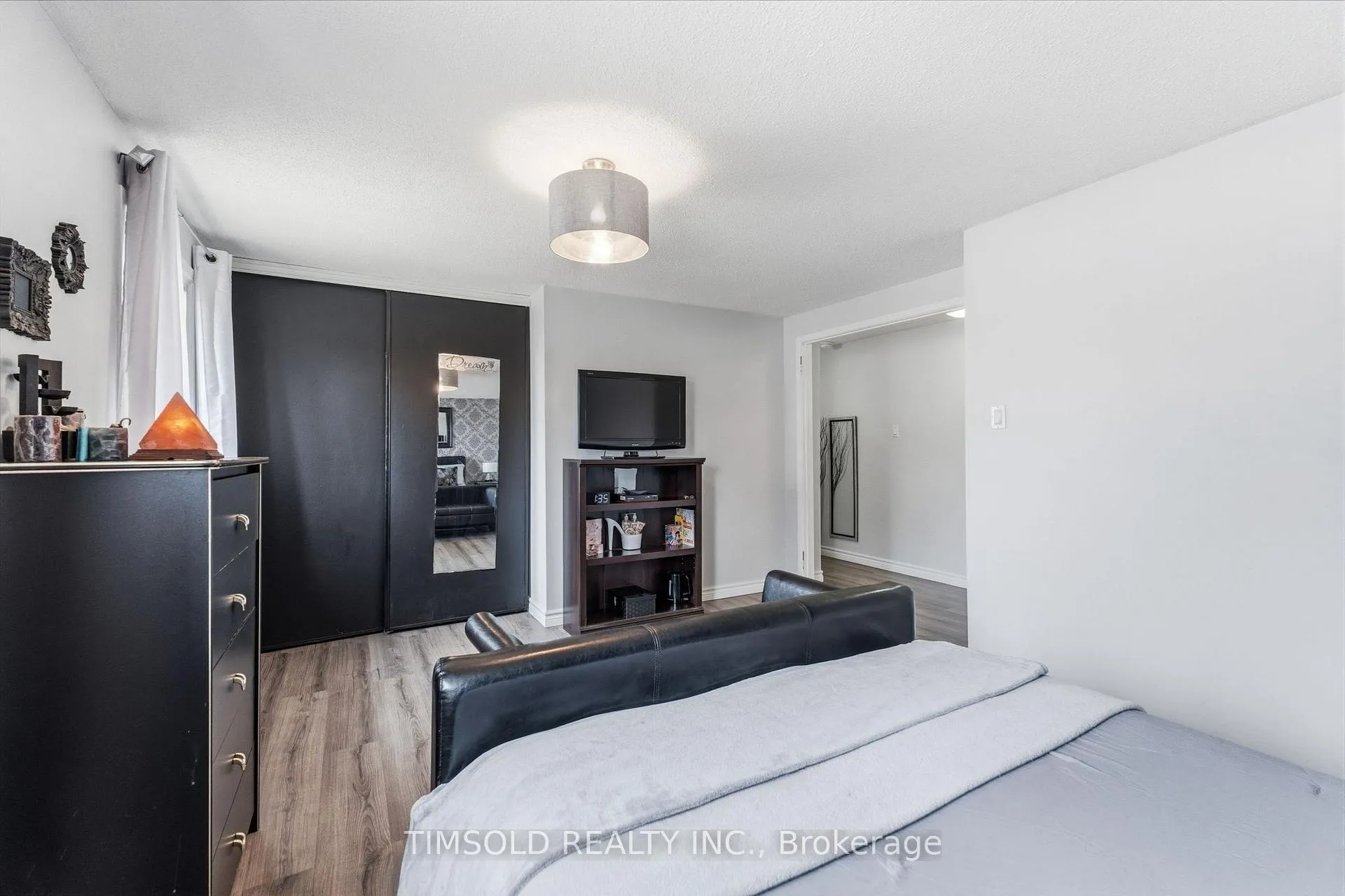 Photo 18 of Unit 29, 57 Hansen Road N, Brampton, Madoc — HOMEH
