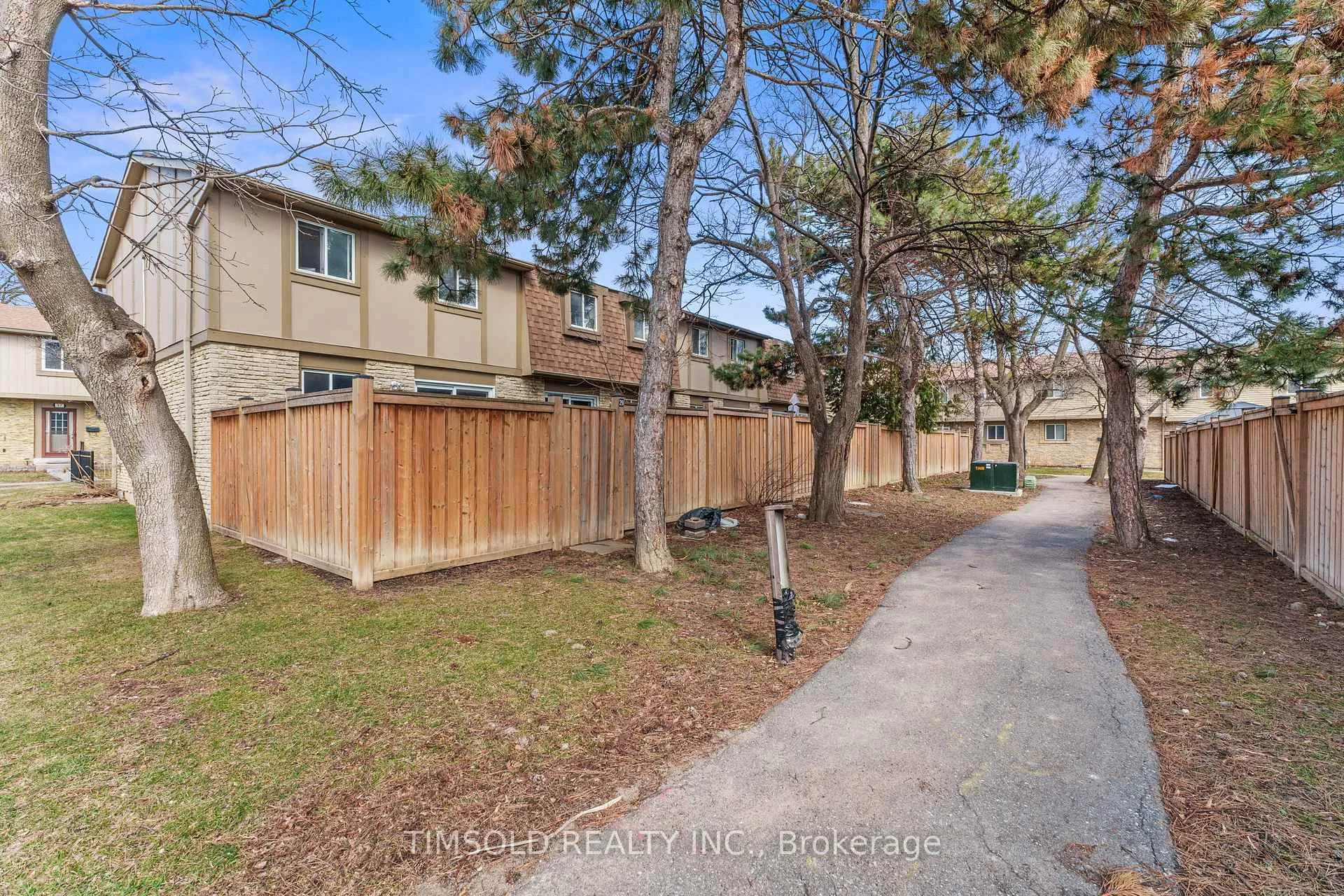 Photo 53 of Unit 29, 57 Hansen Road N, Brampton, Madoc — HOMEH