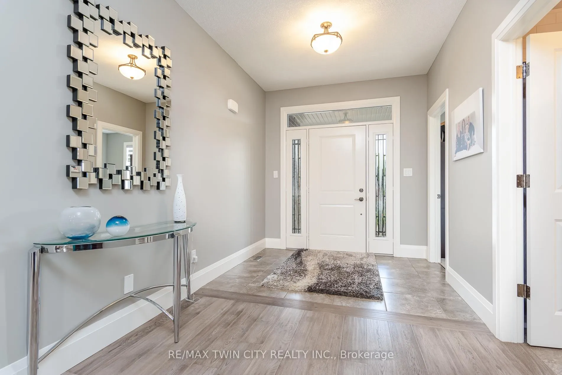 Photo 4 of 83 Gerber Drive, Perth East, Milverton — HOMEH