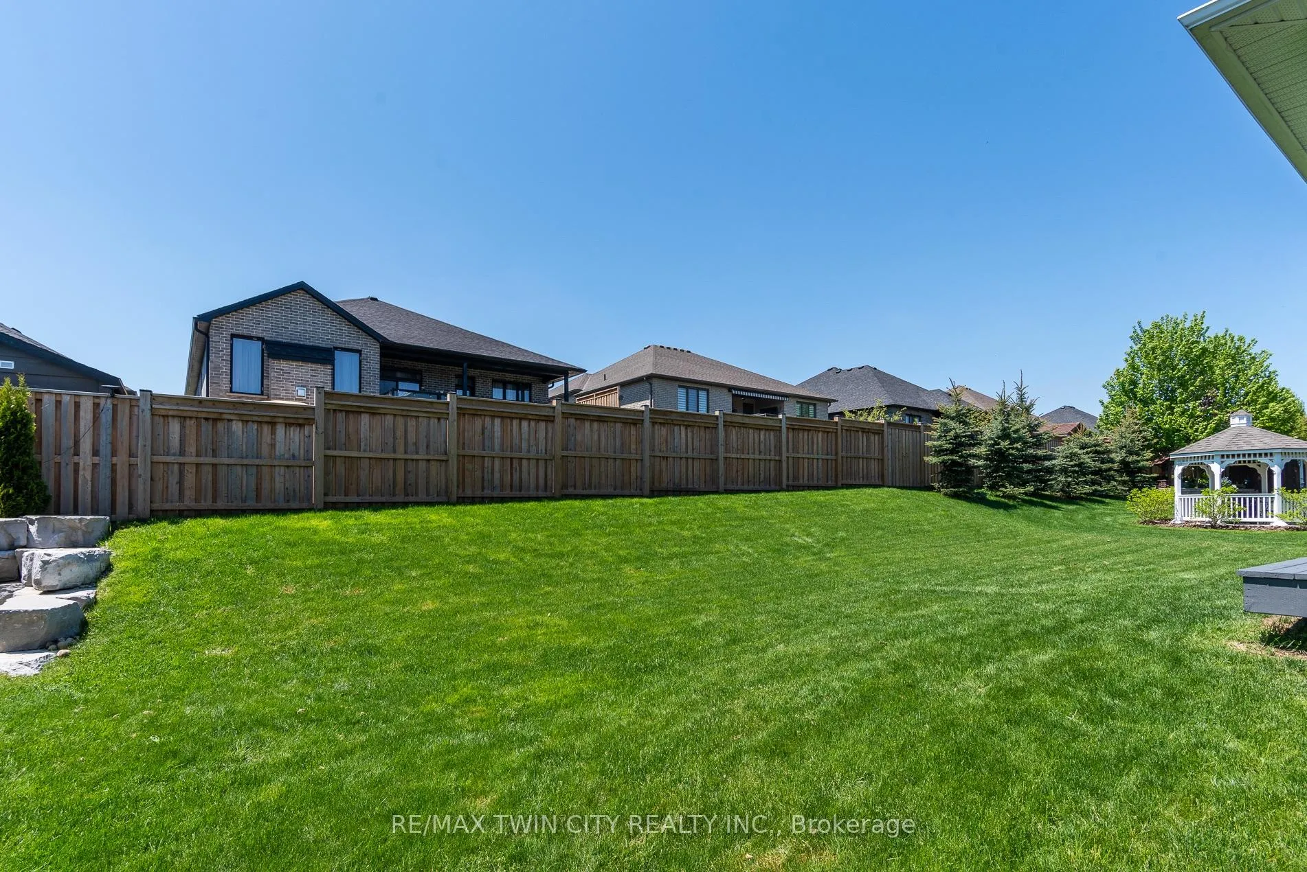 Photo 35 of 83 Gerber Drive, Perth East, Milverton — HOMEH