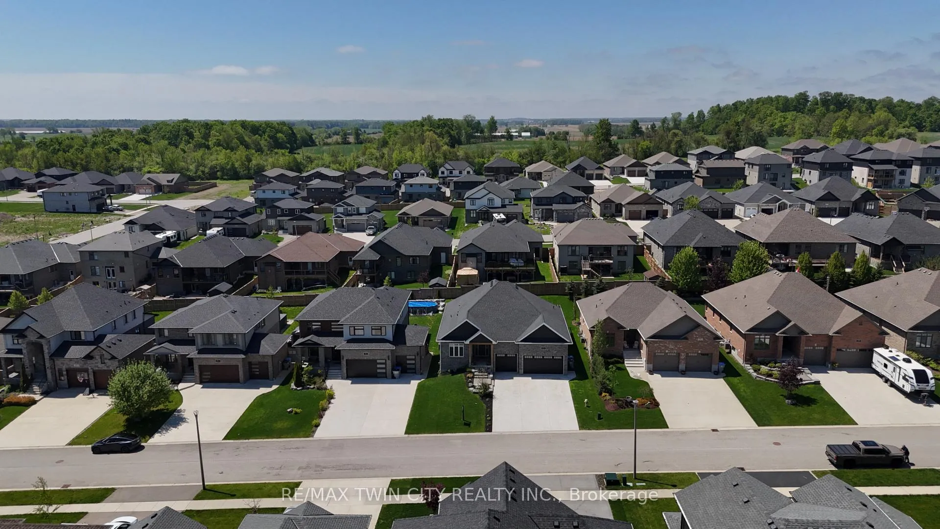 Photo 38 of 83 Gerber Drive, Perth East, Milverton — HOMEH