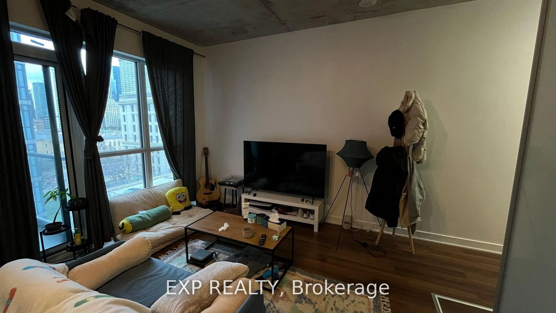 Photo 5 of Unit 902, 210 Simcoe Street, Toronto, University — HOMEH