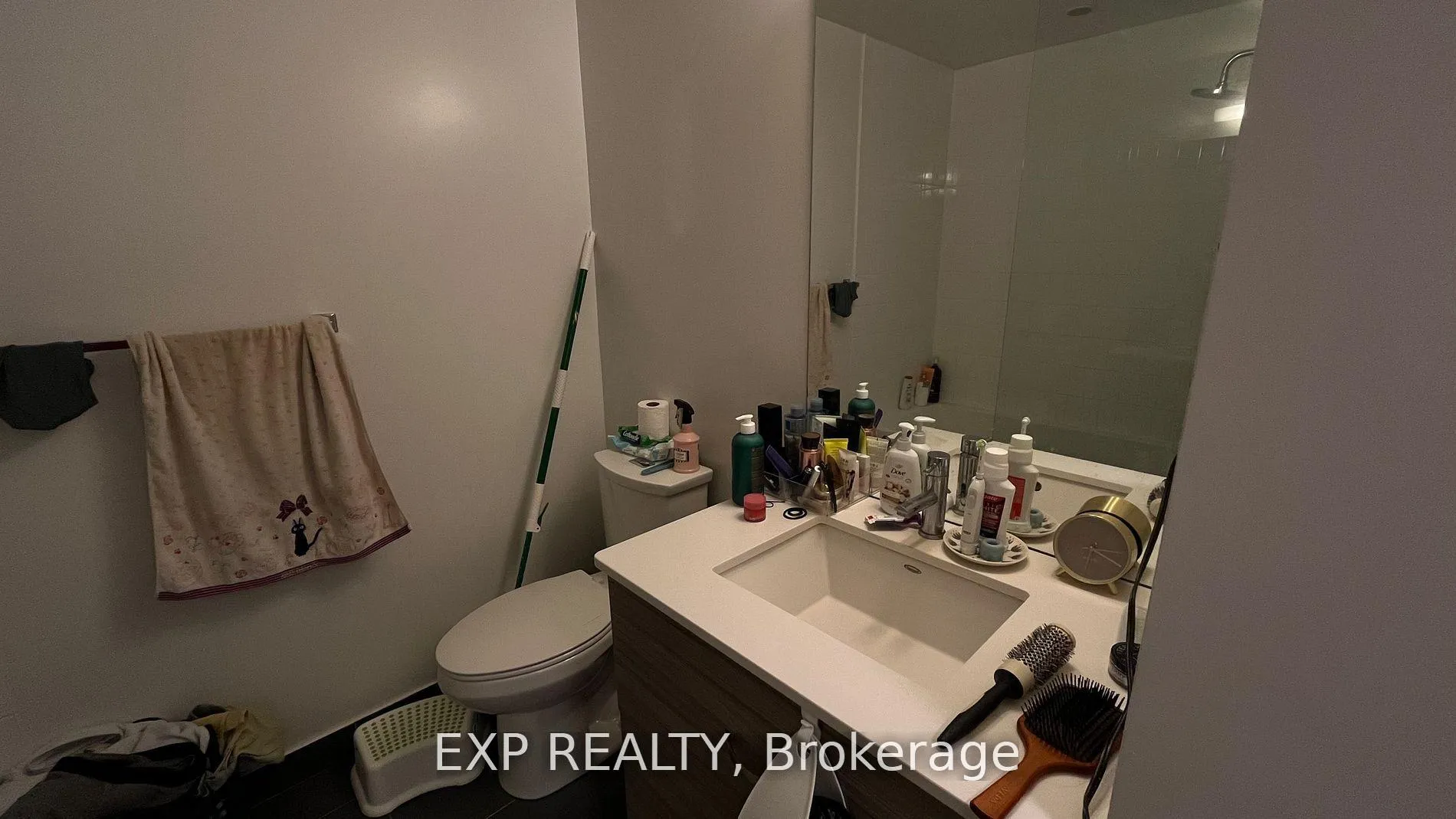 Photo 8 of Unit 902, 210 Simcoe Street, Toronto, University — HOMEH