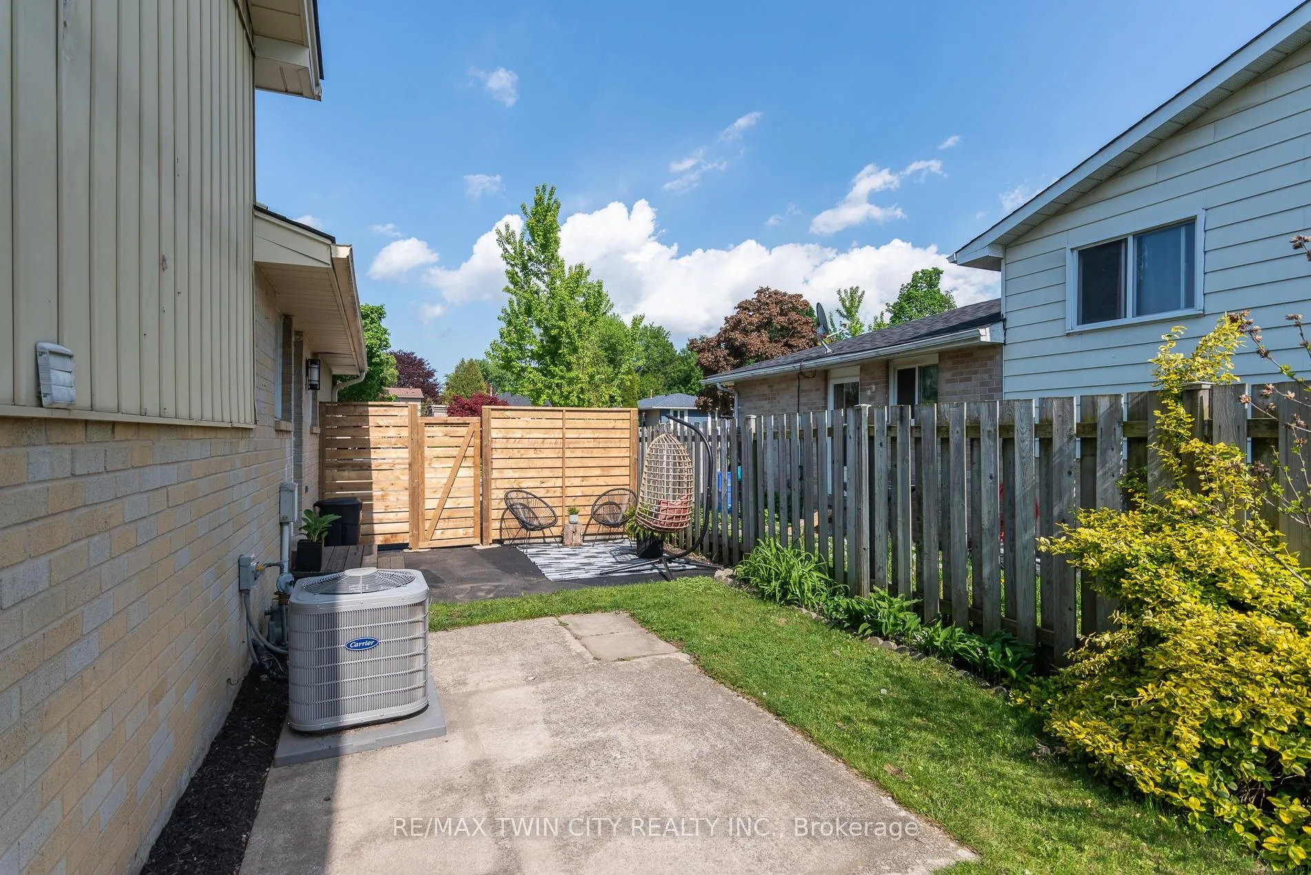 Photo 39 of 43 Inverness Street, Brantford — HOMEH