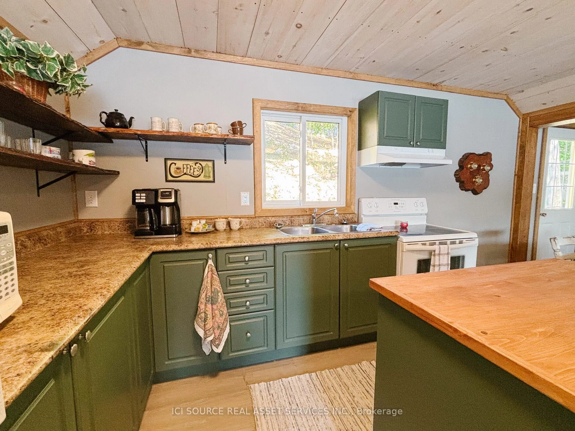 Photo 11 of 77 Odds Drive, Parry Sound Remote Area, Restoule — HOMEH
