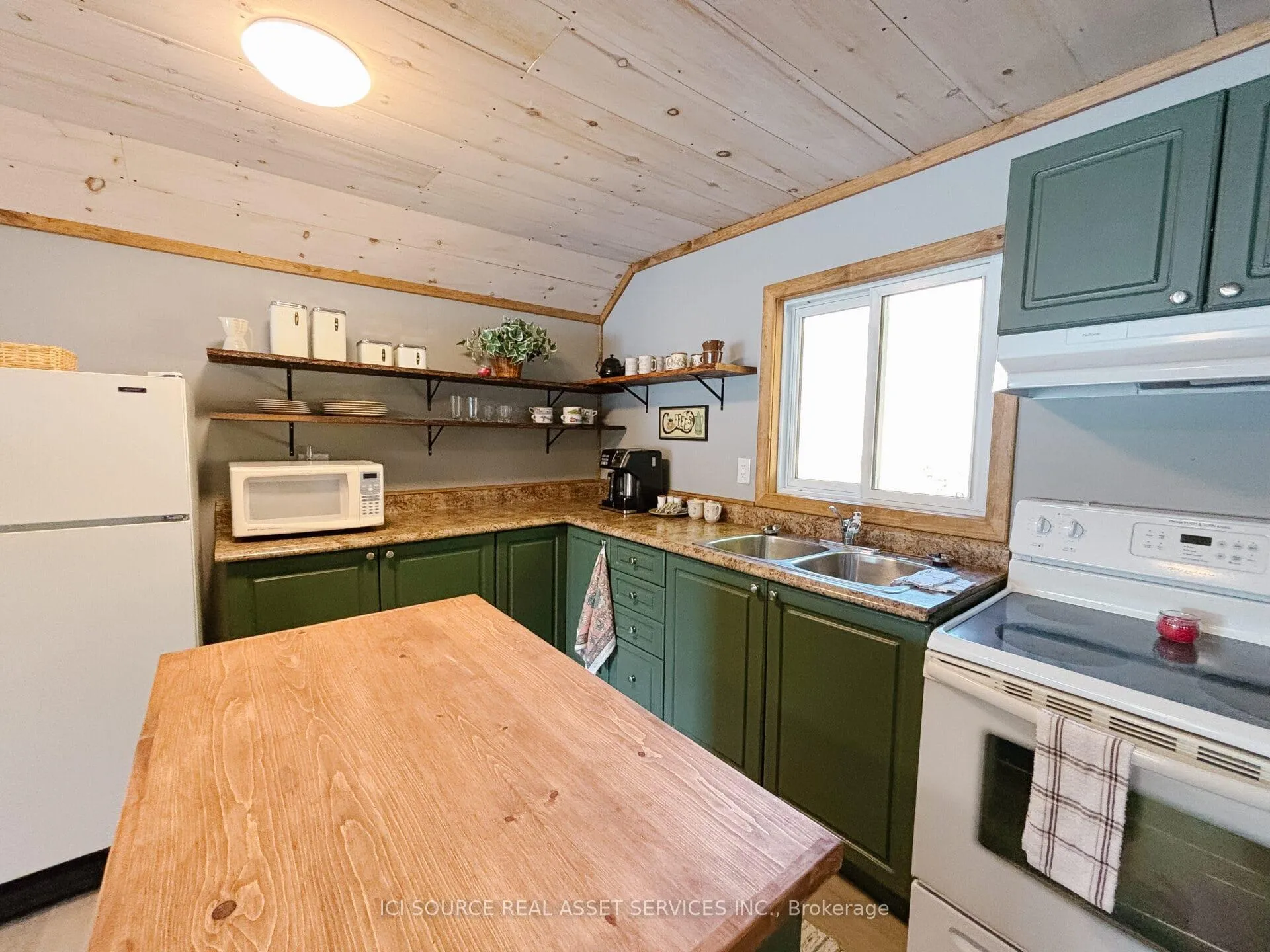 Photo 18 of 77 Odds Drive, Parry Sound Remote Area, Restoule — HOMEH