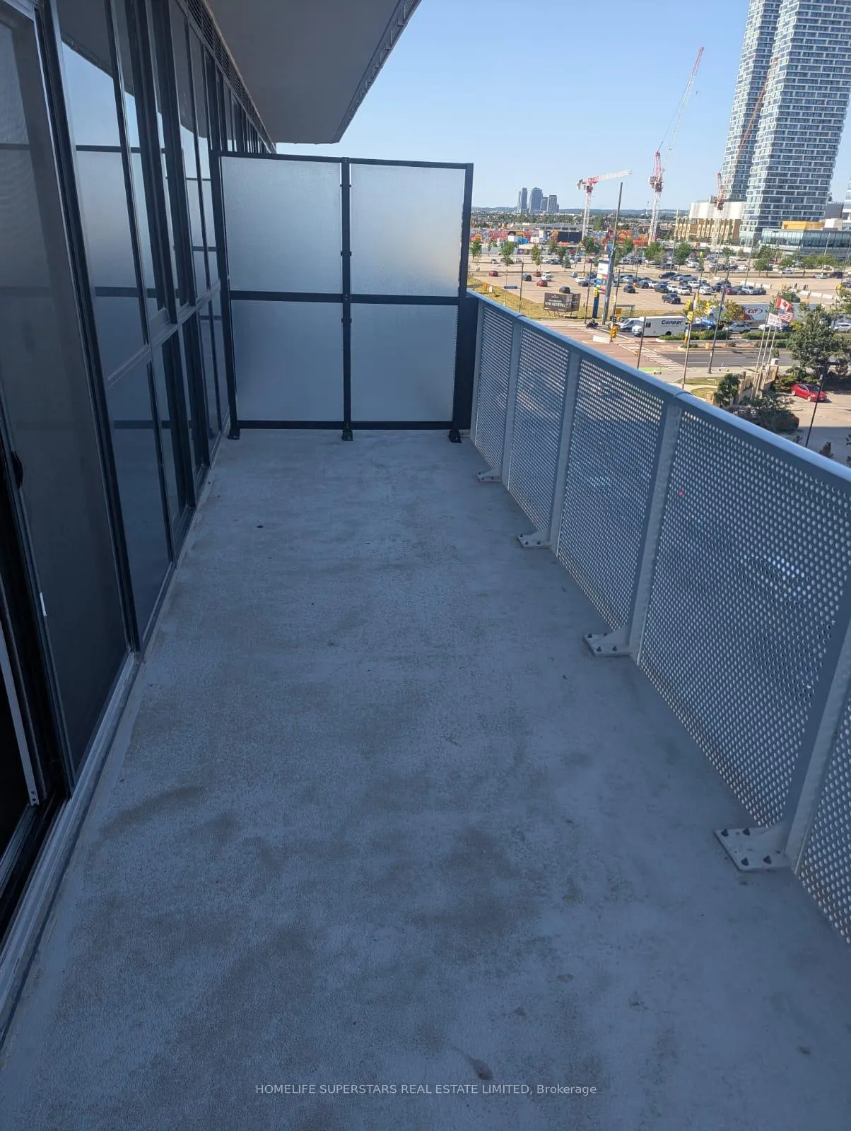 Photo 15 of Unit 708, 28 Interchange Way, Vaughan, Vaughan Corporate Centre — HOMEH