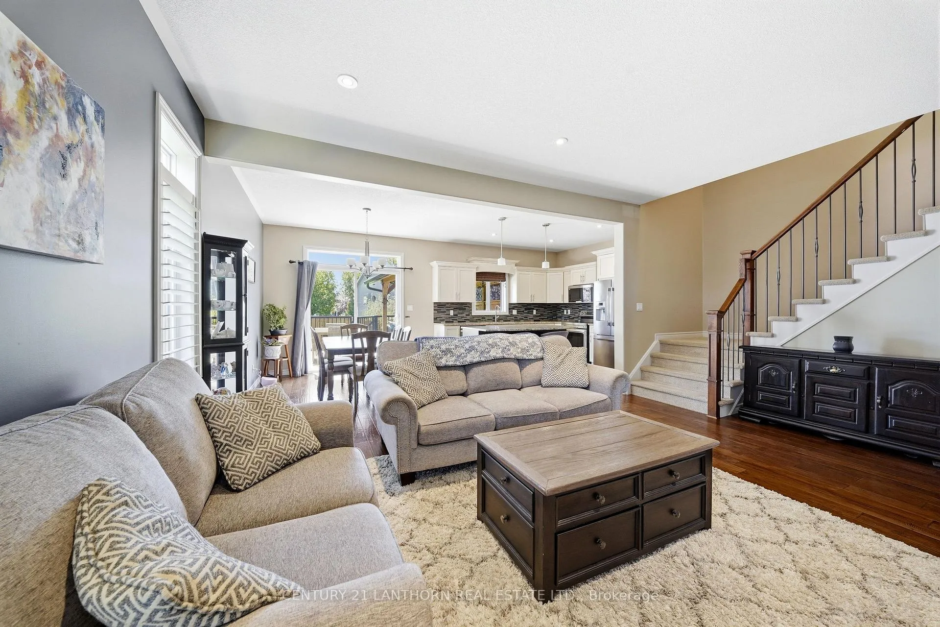 Photo 12 of 17 Cavendish Drive, Belleville, Thurlow Ward — HOMEH