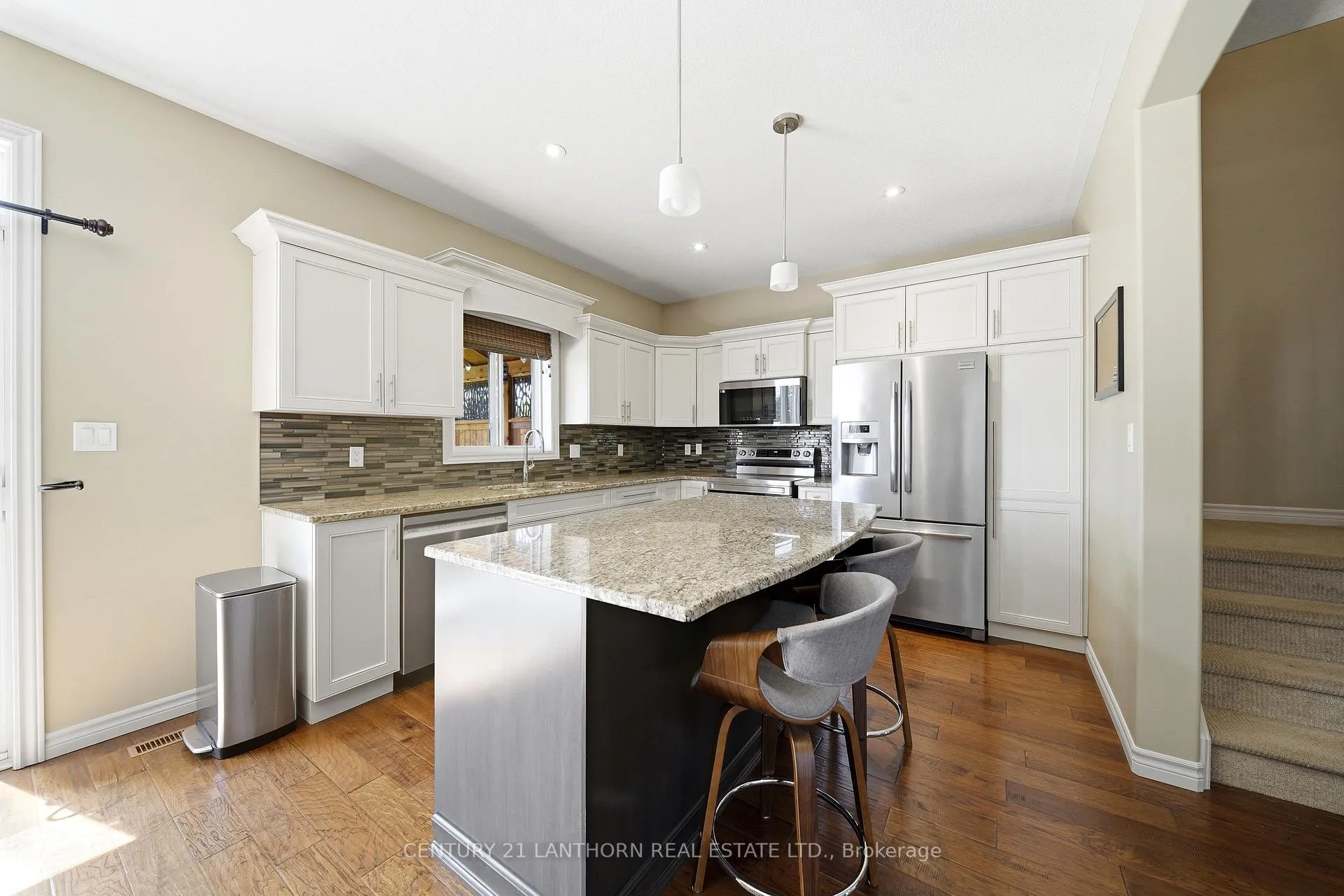 Photo 15 of 17 Cavendish Drive, Belleville, Thurlow Ward — HOMEH