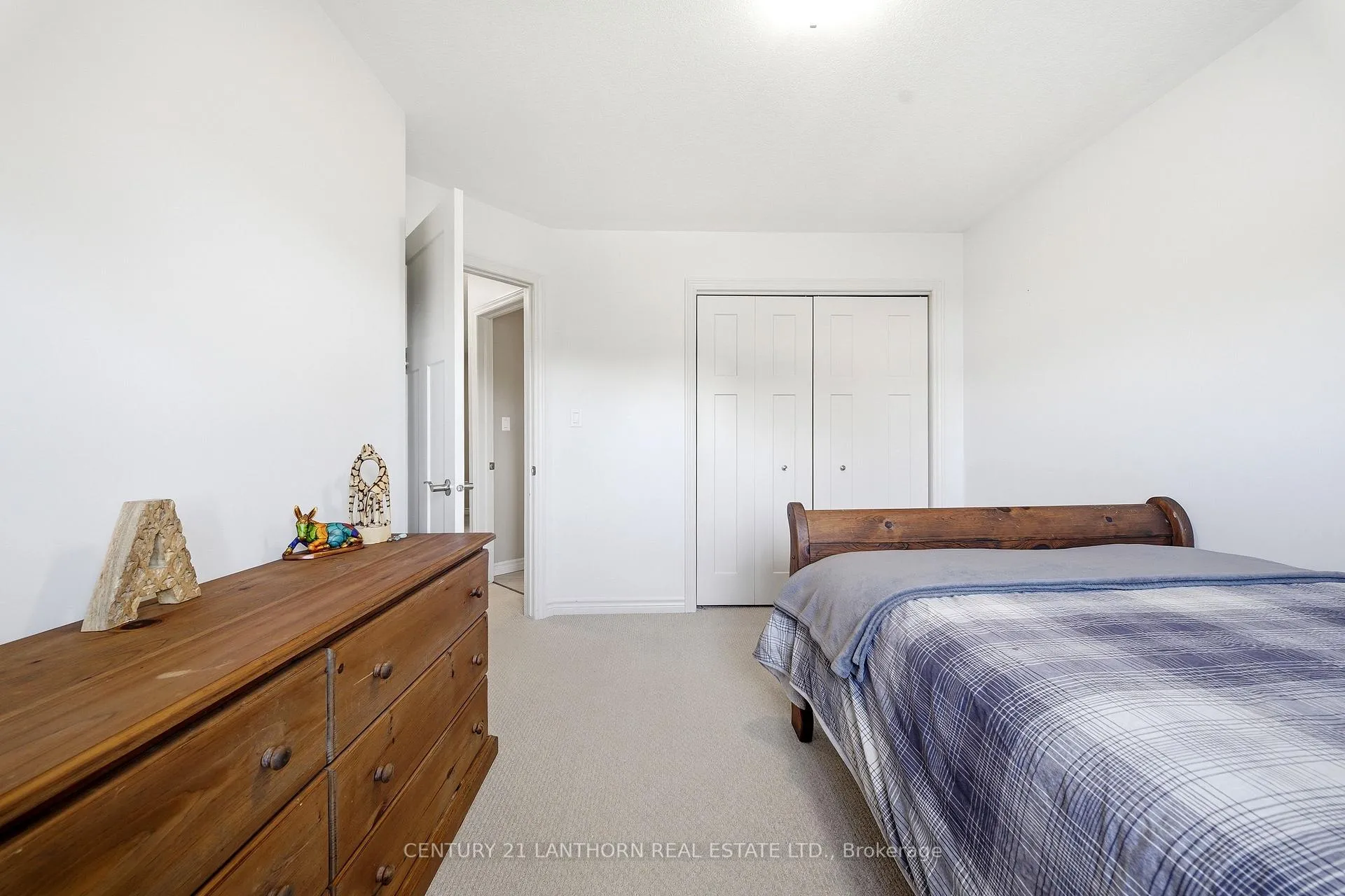 Photo 27 of 17 Cavendish Drive, Belleville, Thurlow Ward — HOMEH