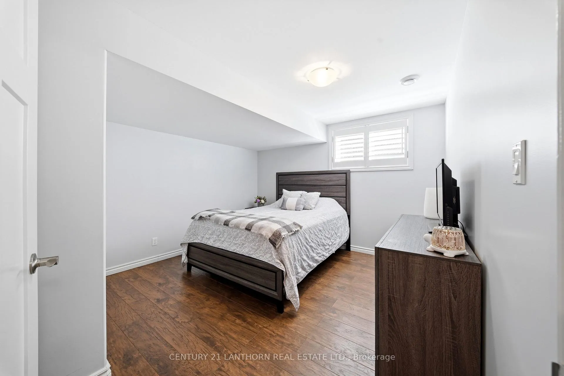 Photo 33 of 17 Cavendish Drive, Belleville, Thurlow Ward — HOMEH