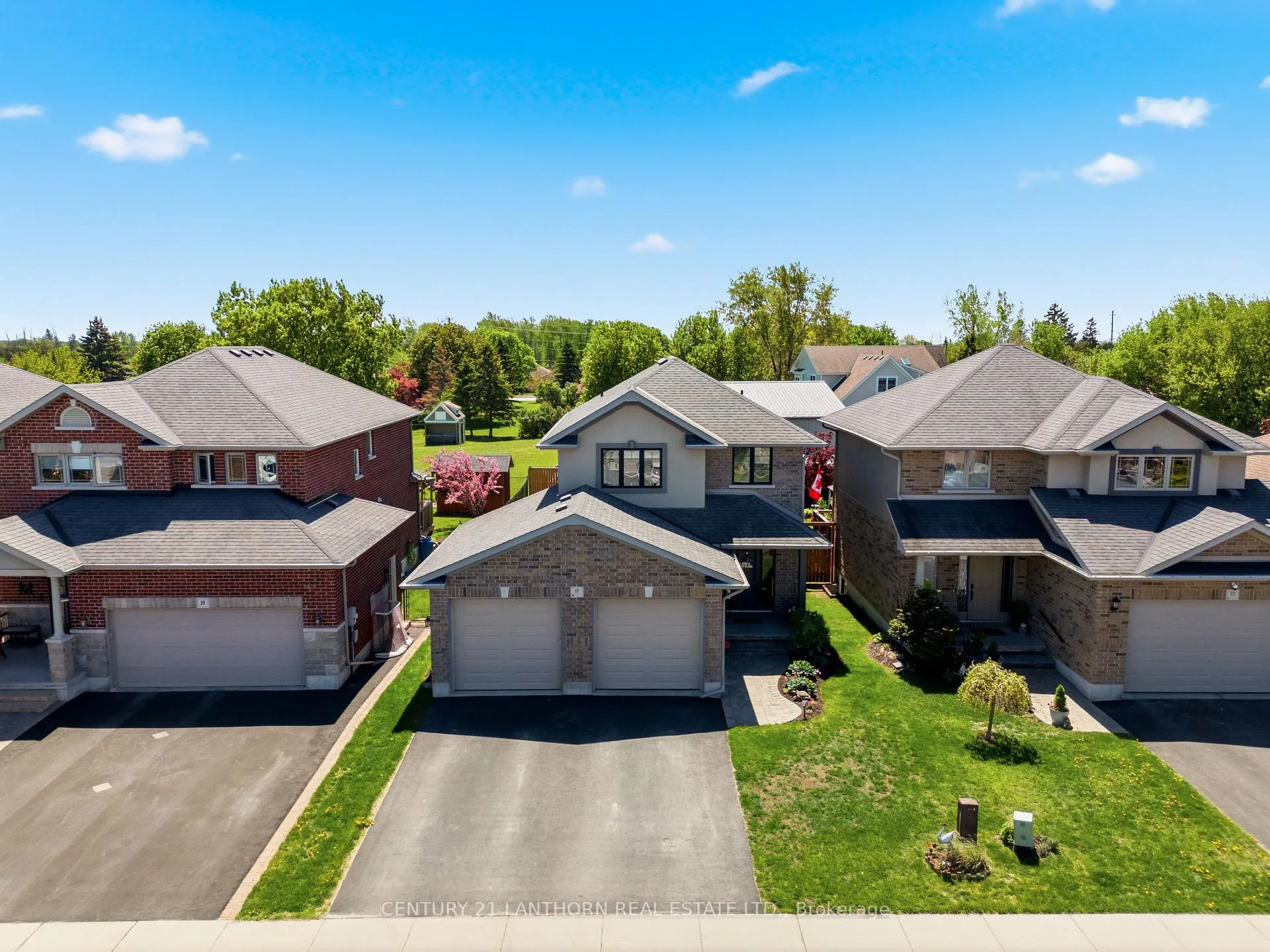 Photo 43 of 17 Cavendish Drive, Belleville, Thurlow Ward — HOMEH