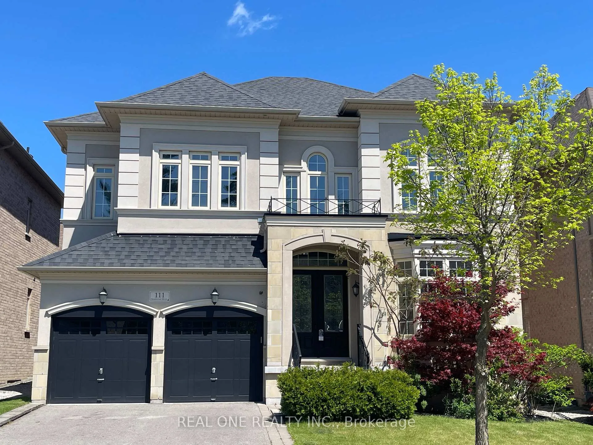 Front of 111 Headwind Boulevard