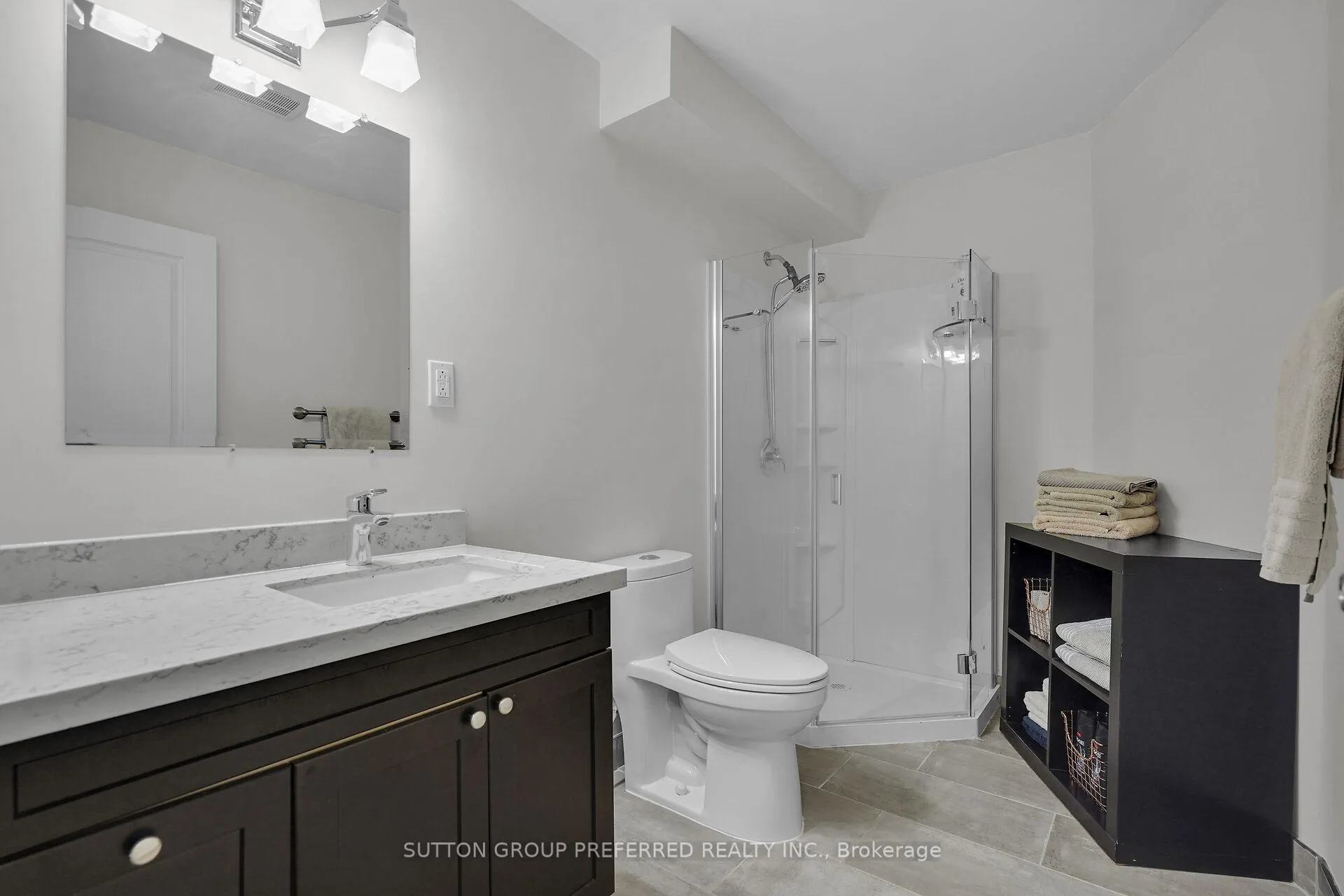 Photo 33 of Unit 23, 1924 Cedarhollow Boulevard, London, North D — HOMEH