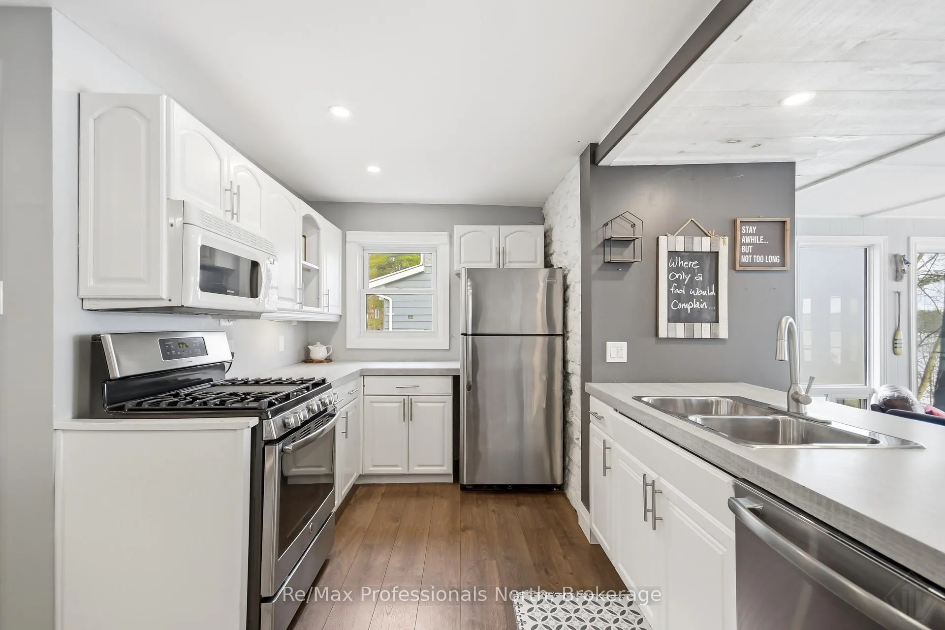 Photo 7 of Unit 2, 550 Sixth Street, Gravenhurst, Muskoka (S) — HOMEH