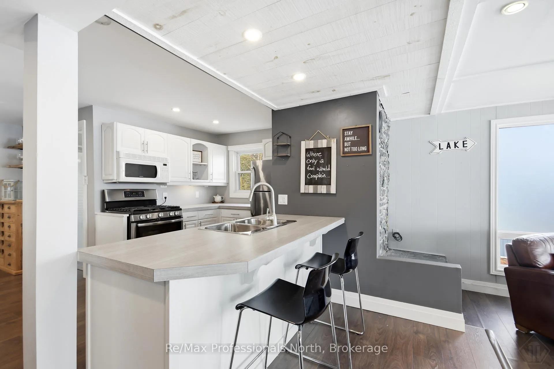 Photo 10 of Unit 2, 550 Sixth Street, Gravenhurst, Muskoka (S) — HOMEH