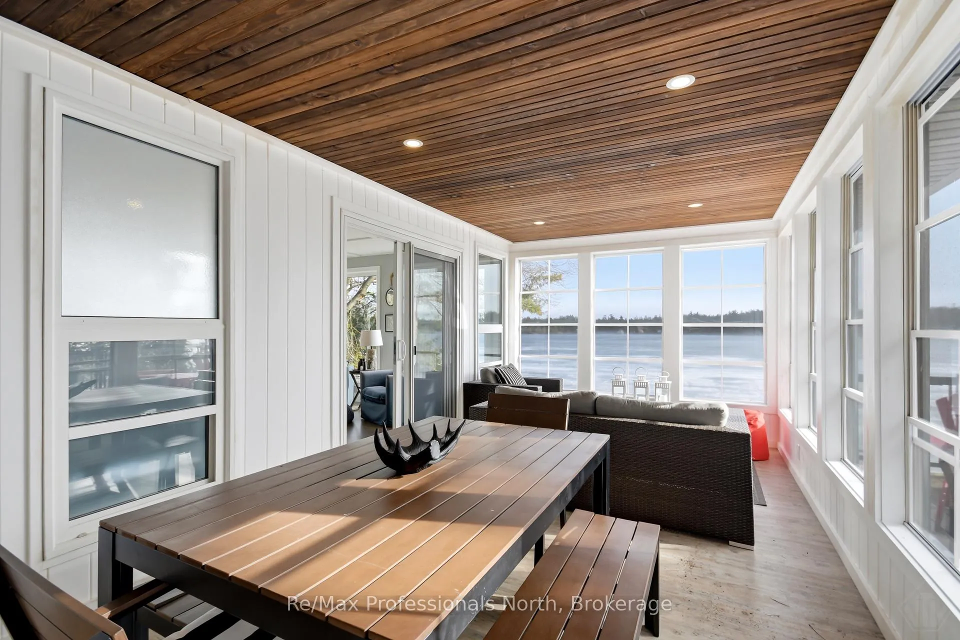 Photo 17 of Unit 2, 550 Sixth Street, Gravenhurst, Muskoka (S) — HOMEH