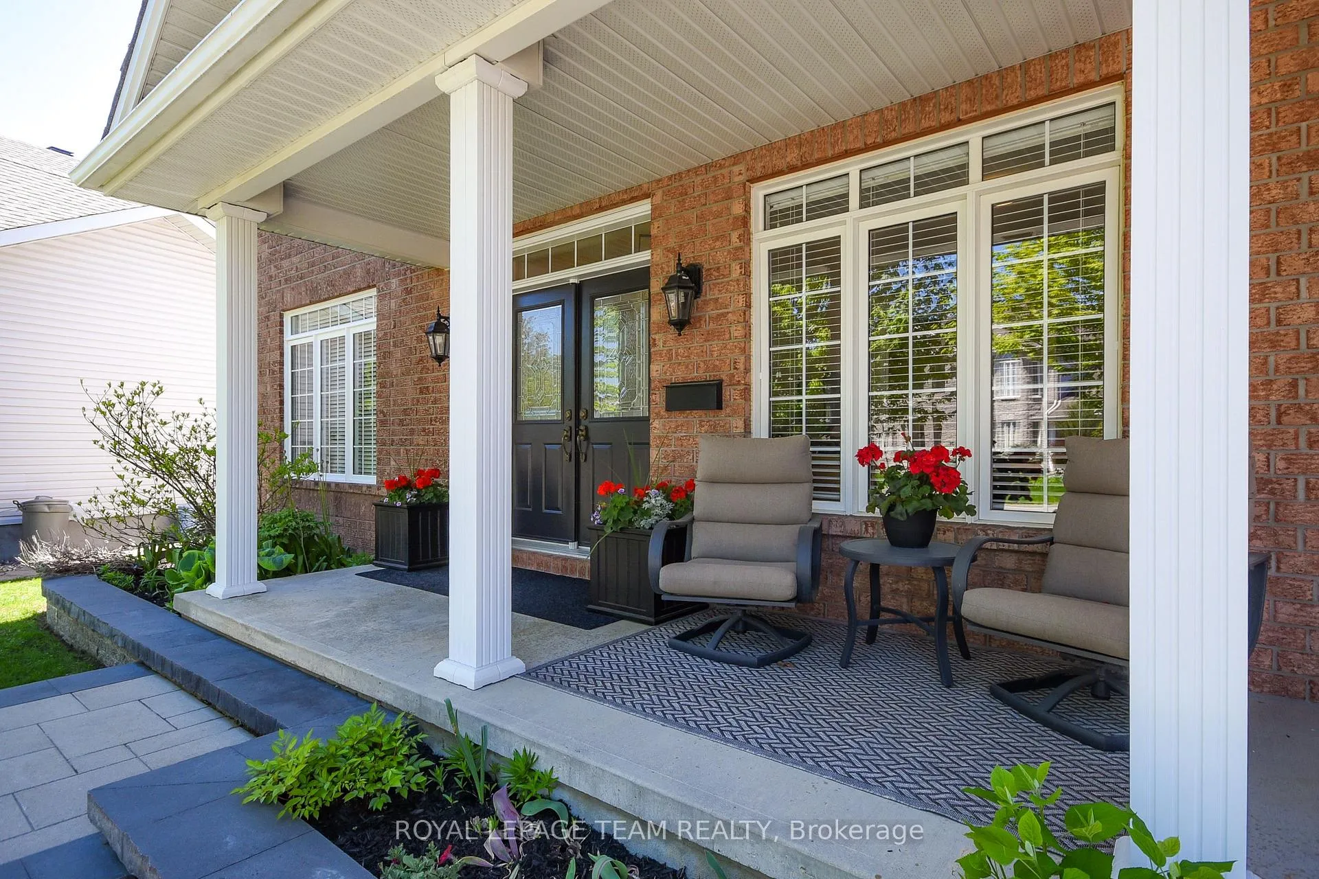 Photo 3 of 51 Shining Star Circle, Ottawa, Stittsville (South) — HOMEH