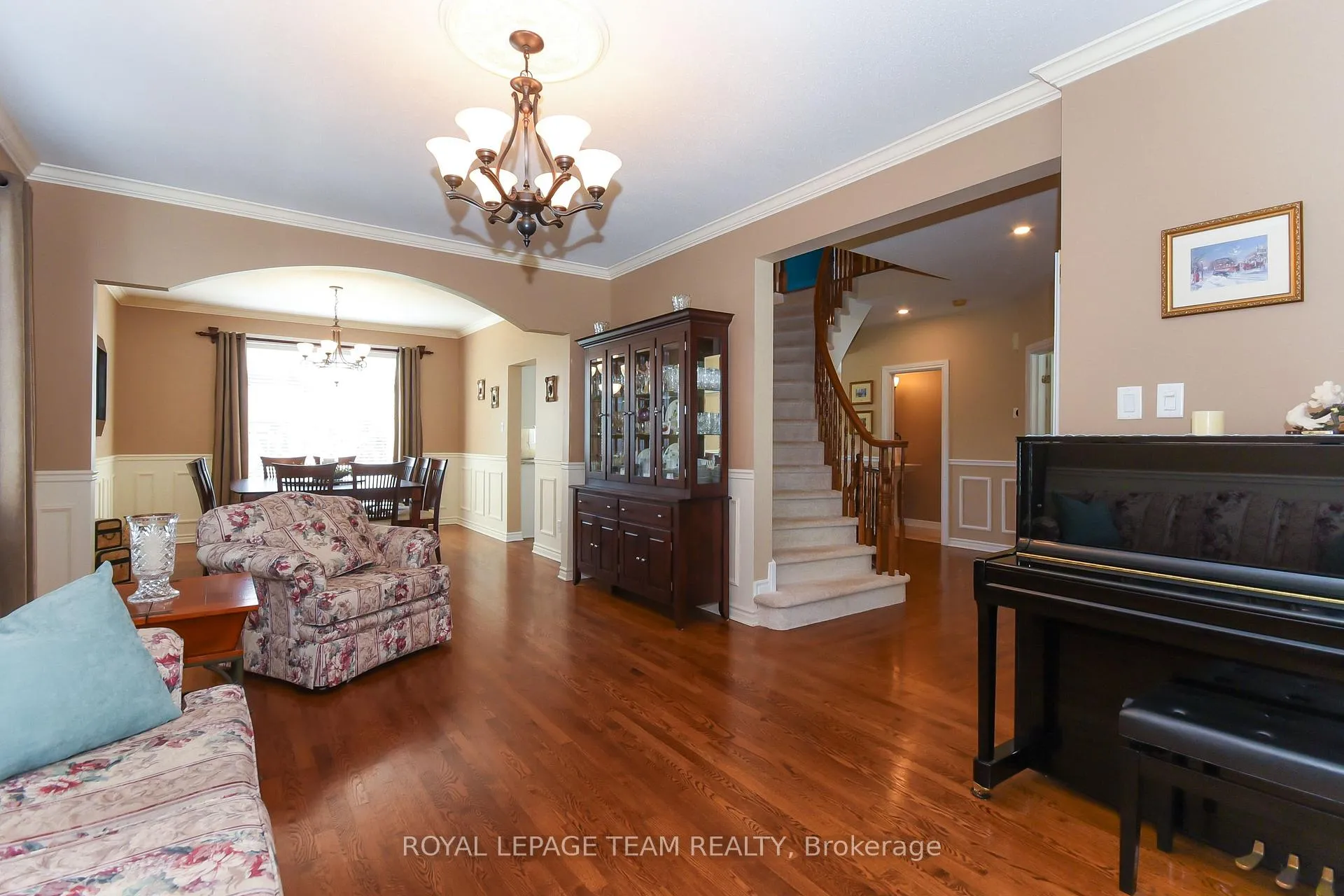 Photo 7 of 51 Shining Star Circle, Ottawa, Stittsville (South) — HOMEH