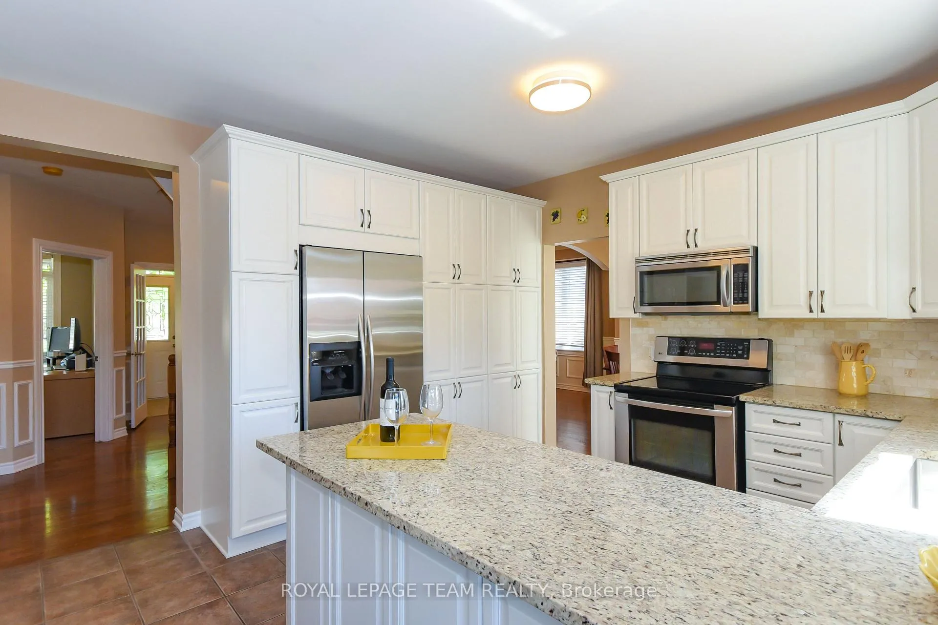 Photo 10 of 51 Shining Star Circle, Ottawa, Stittsville (South) — HOMEH