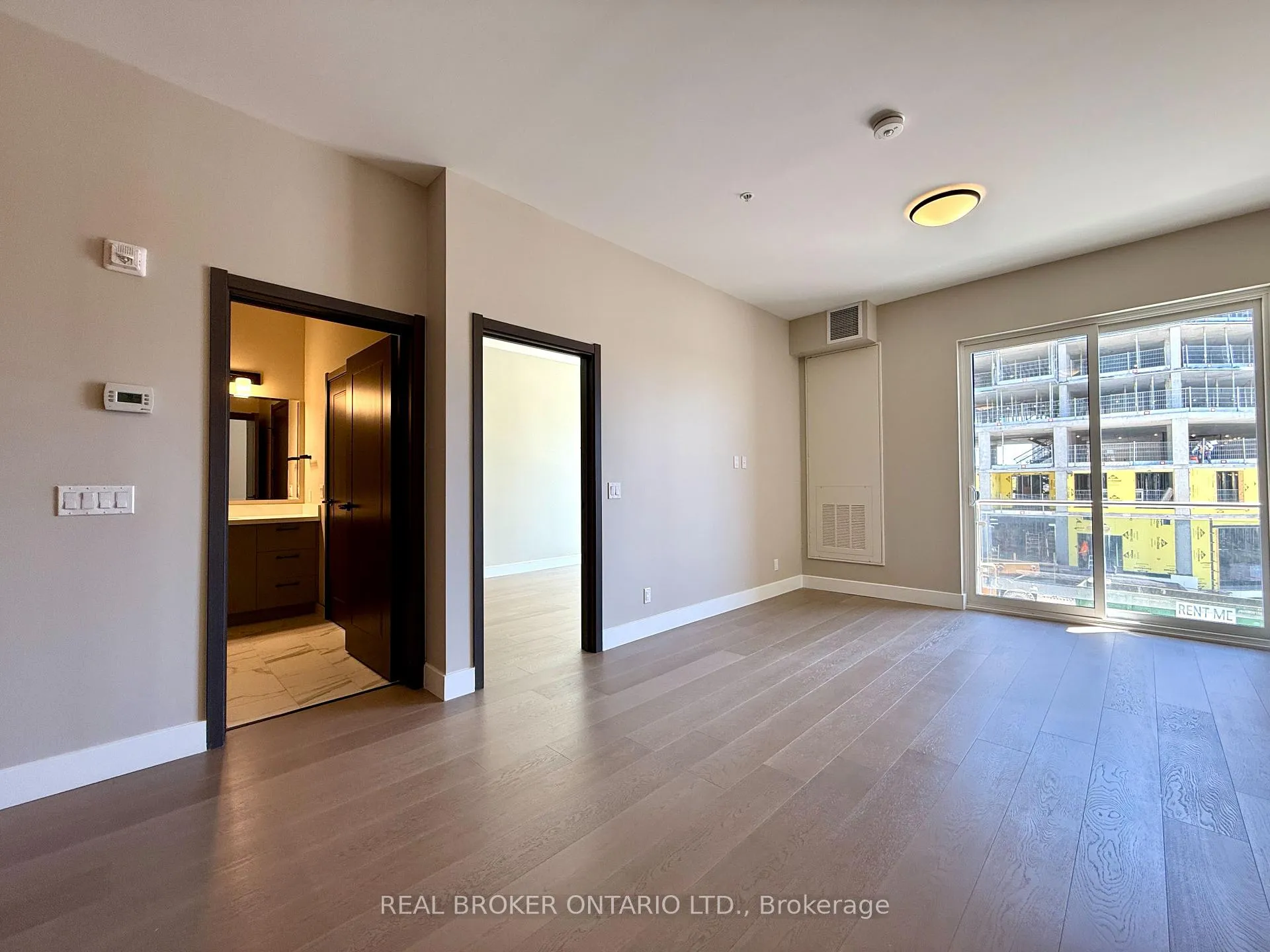 Photo 16 of 180 Kanata Avenue, Ottawa, Kanata - Kanata Lakes/Heritage Hills — HOMEH