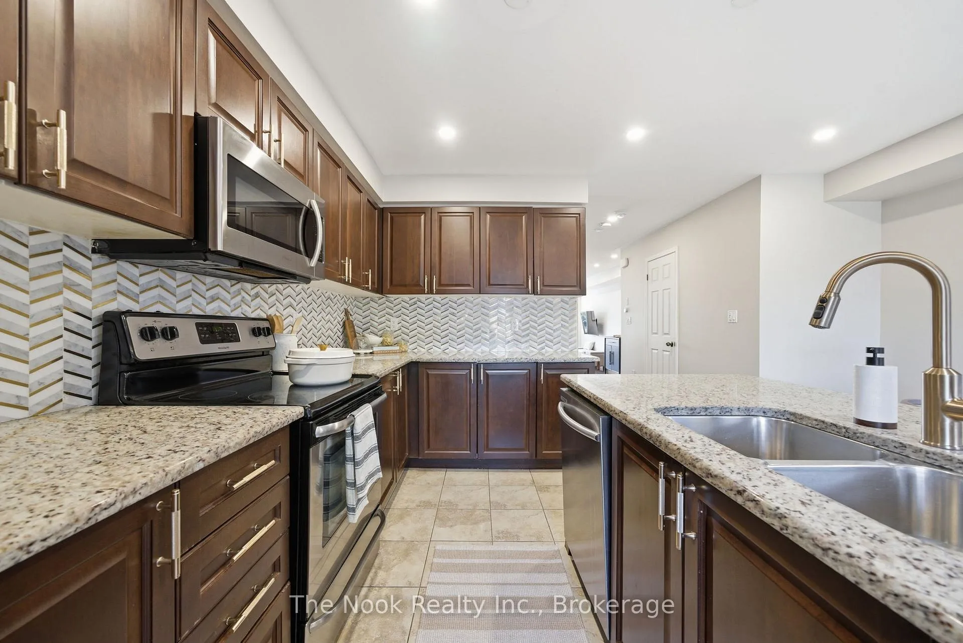 Photo 17 of 75 Magpie Way, Whitby, Blue Grass Meadows — HOMEH