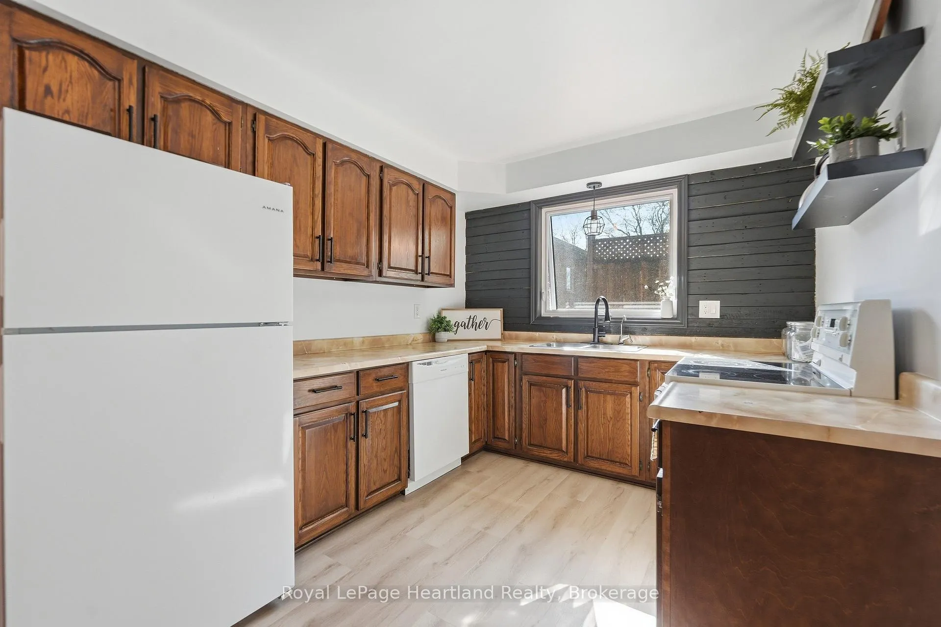 Photo 23 of 6 Alexander Street, Huron East, Seaforth — HOMEH