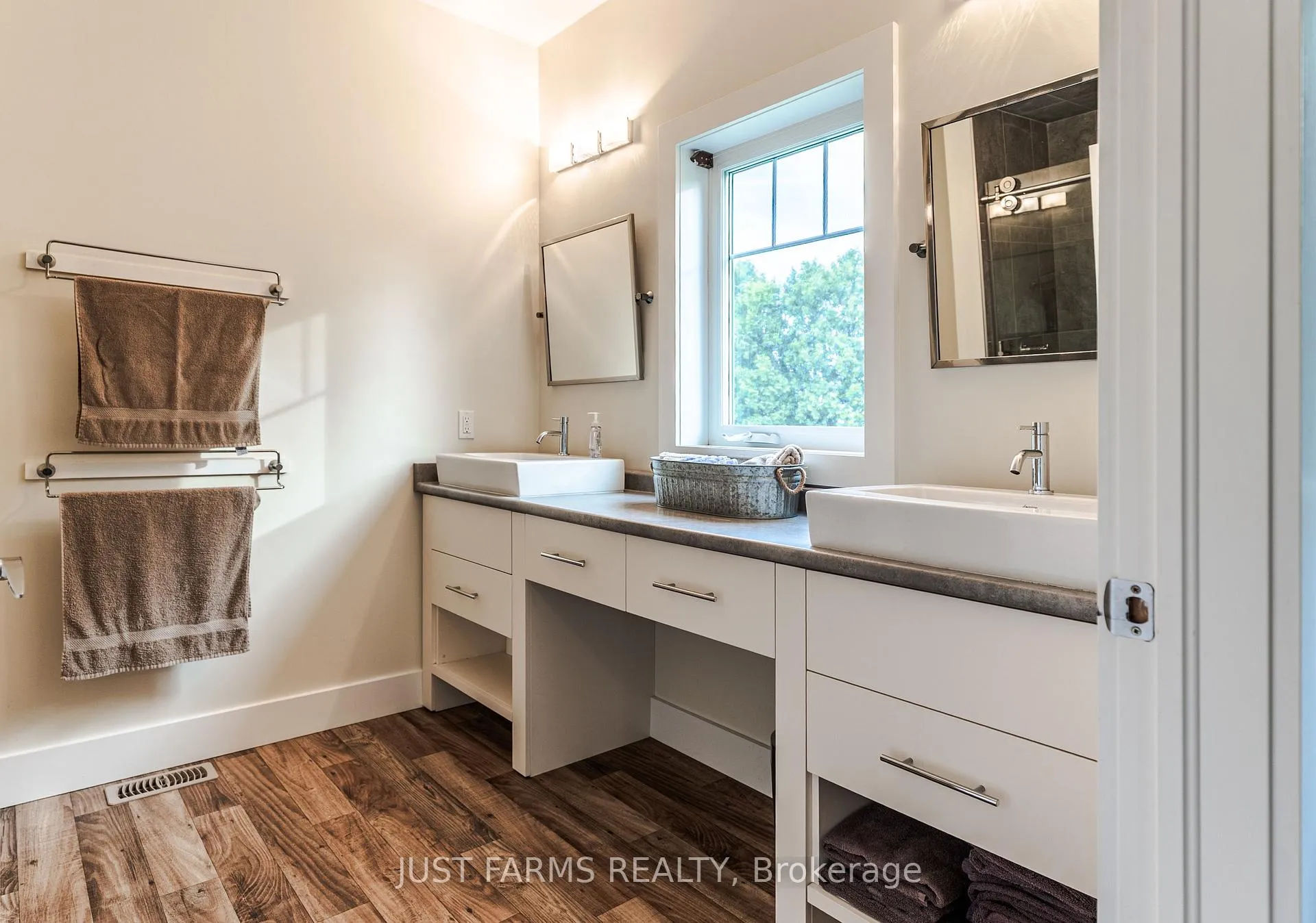 Photo 14 of 24204 Crow Road, Chatham-Kent, Paincourt — HOMEH