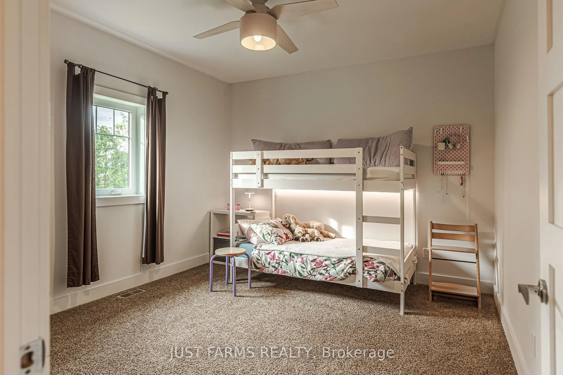 Photo 17 of 24204 Crow Road, Chatham-Kent, Paincourt — HOMEH